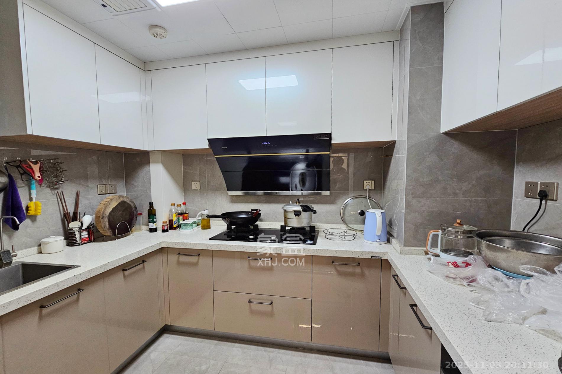 明昇壹城（明昇时代广场）二期  4室2厅3卫    350.0万其他