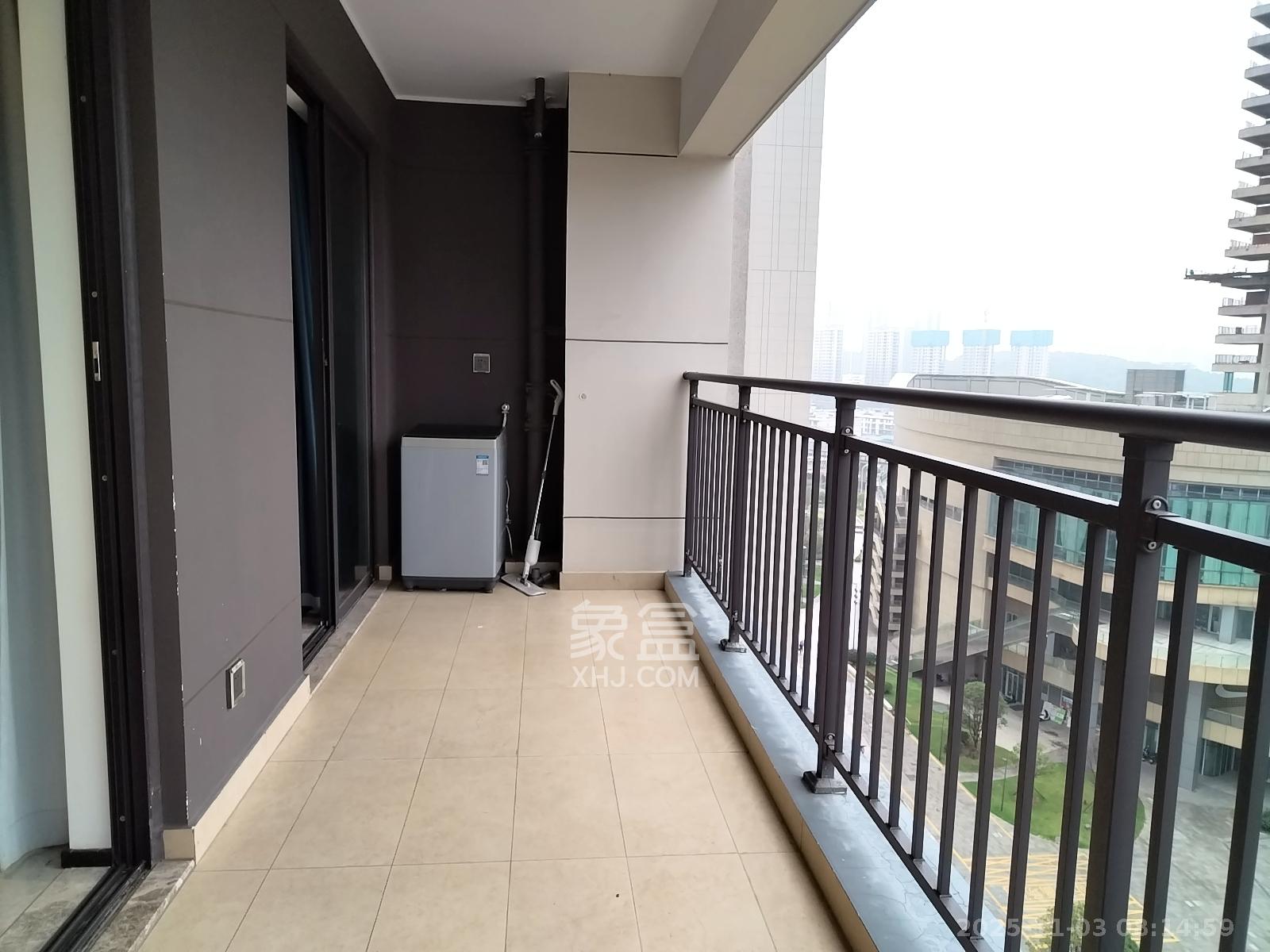 长房星城天地  3室2厅1卫    4500.0元/月室内图