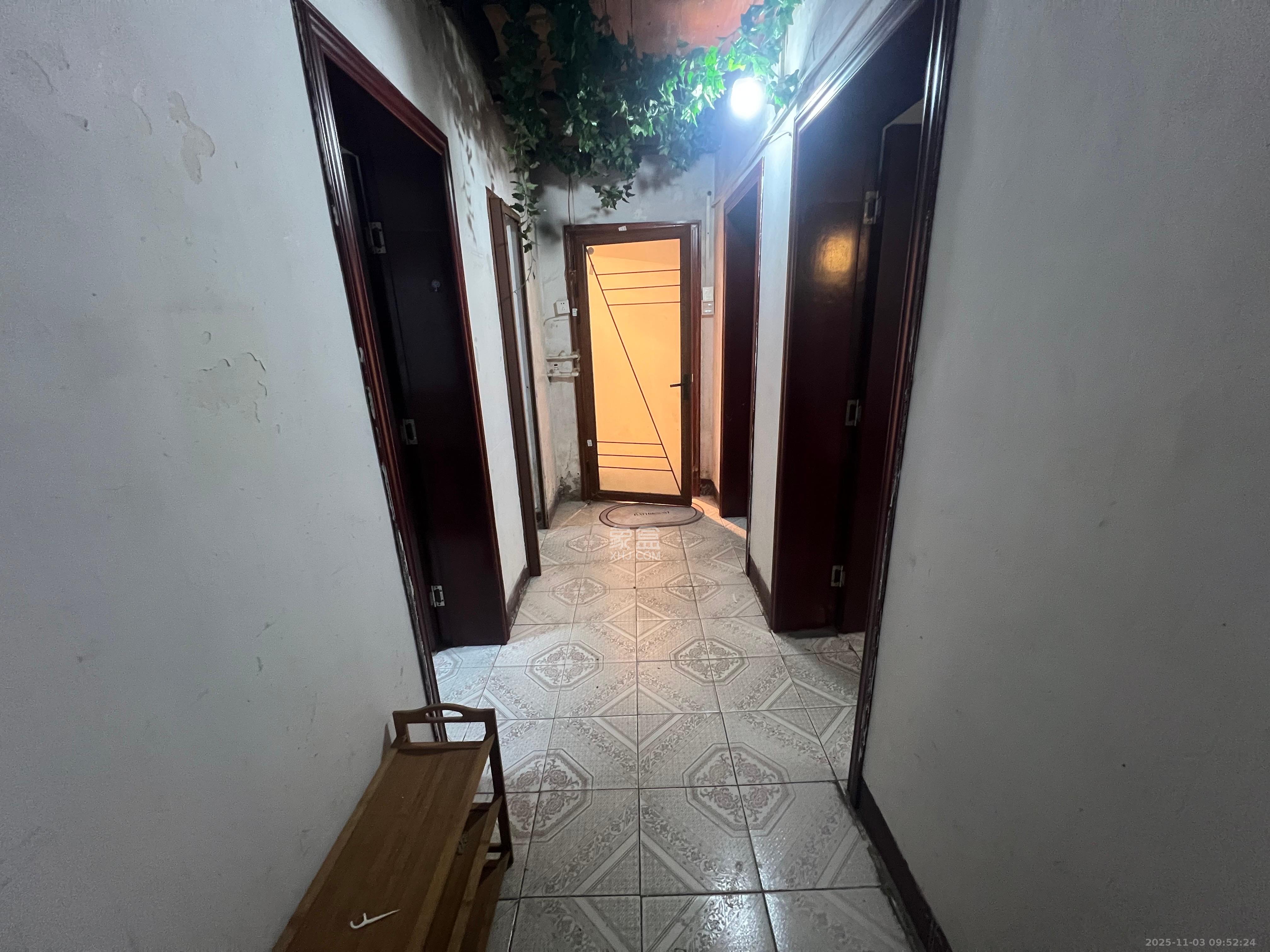 金地社区  2室2厅1卫    1450.0元/月