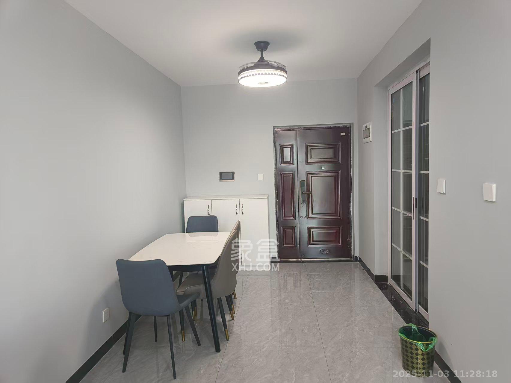 五矿万境蓝山 3室2厅1卫 2200.0元/月 五矿万境蓝山 3室2厅1卫 2200.0元/月室内图