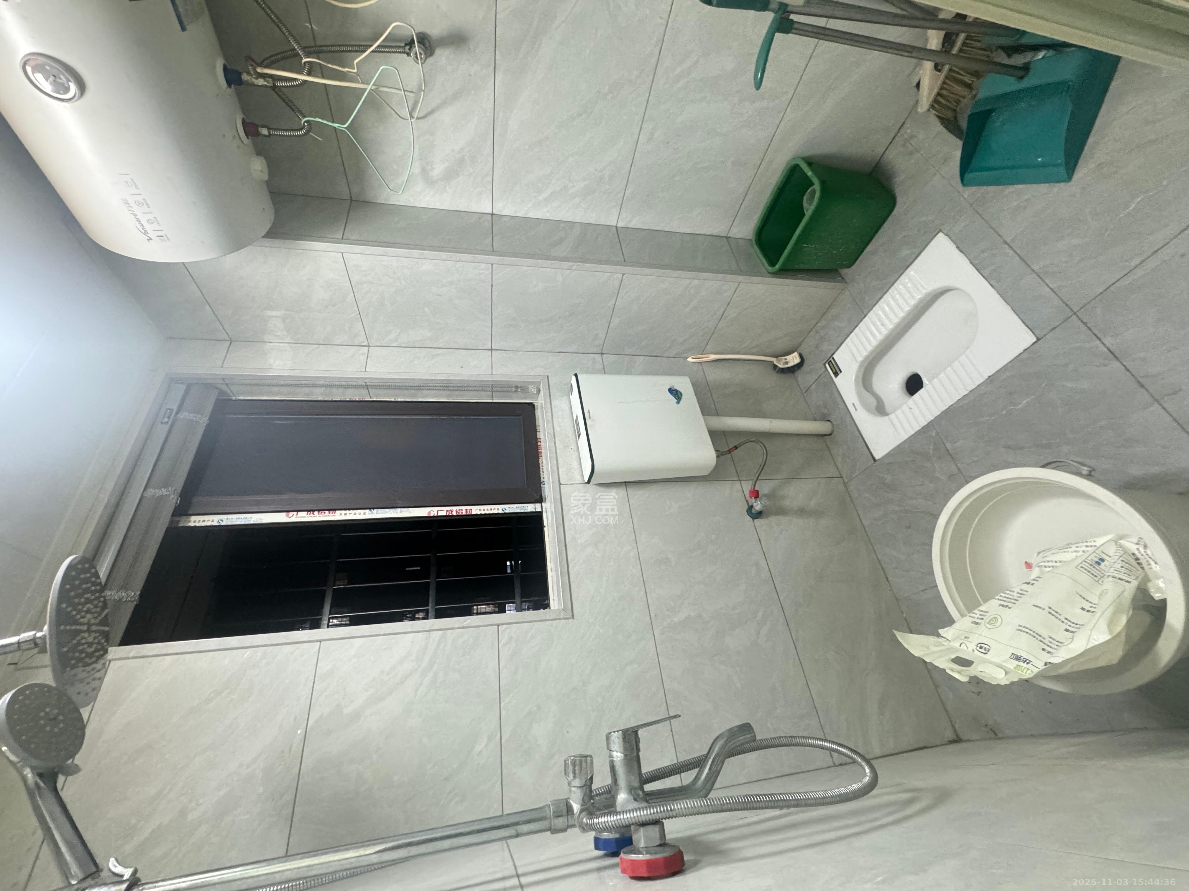 联丰苑 1室1厅1卫 900.0元/月 联丰苑 1室1厅1卫 900.0元/月室内图