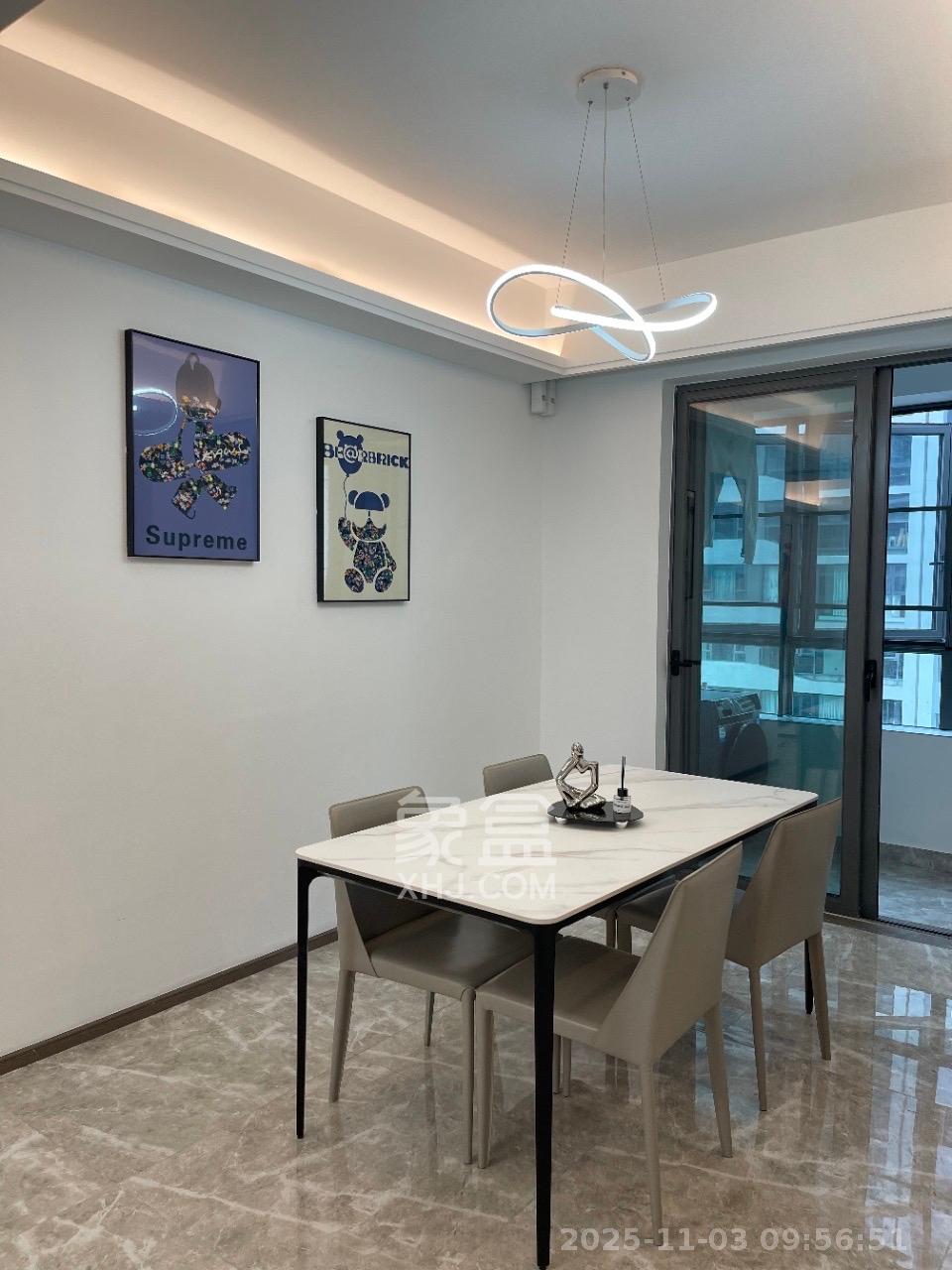 复地滨江金融中心 4室2厅2卫 5000.0元/月 复地滨江金融中心 4室2厅2卫 5000.0元/月室内图