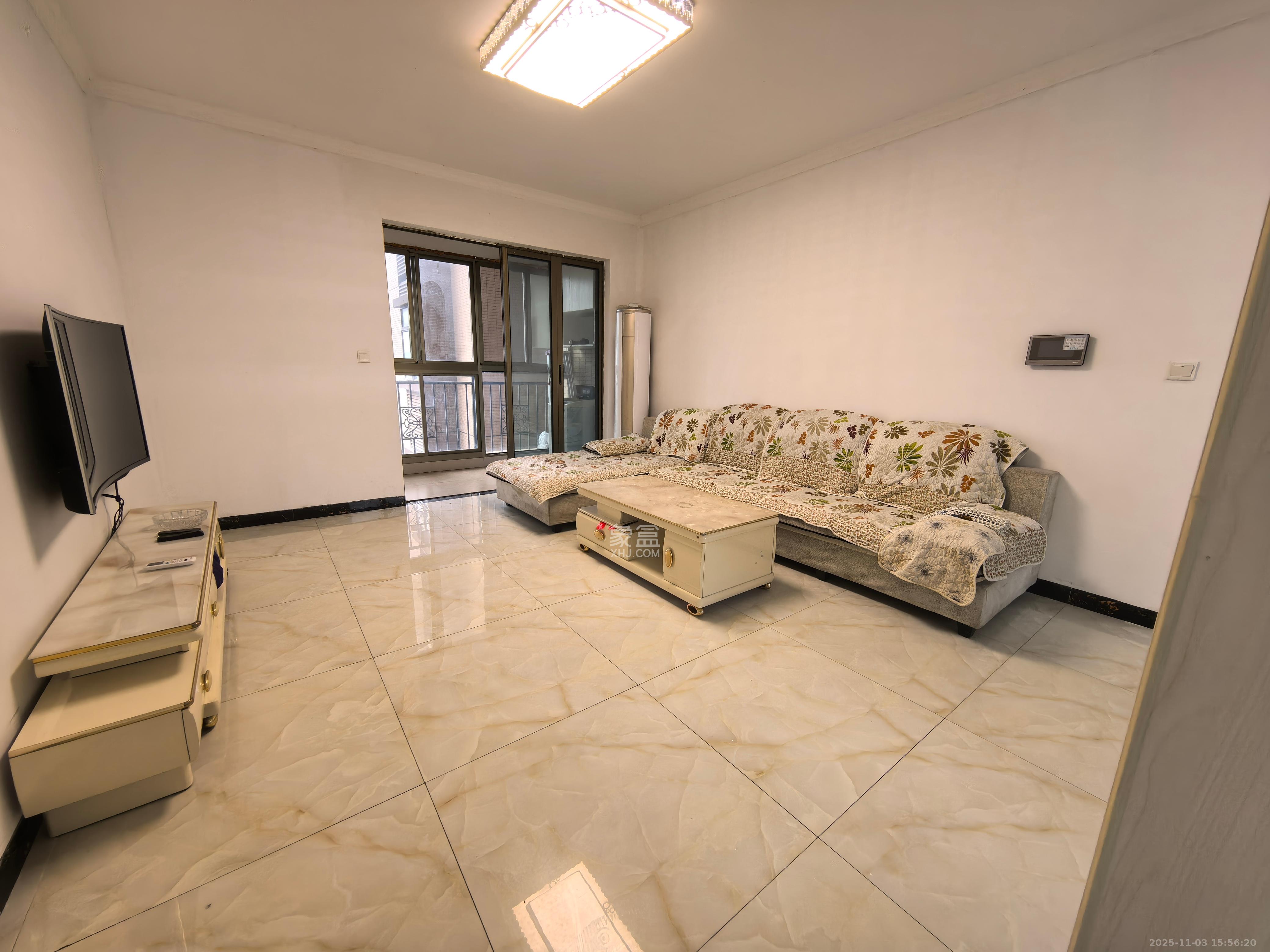 江山帝景雅典  4室2厅2卫    2500.0元/月