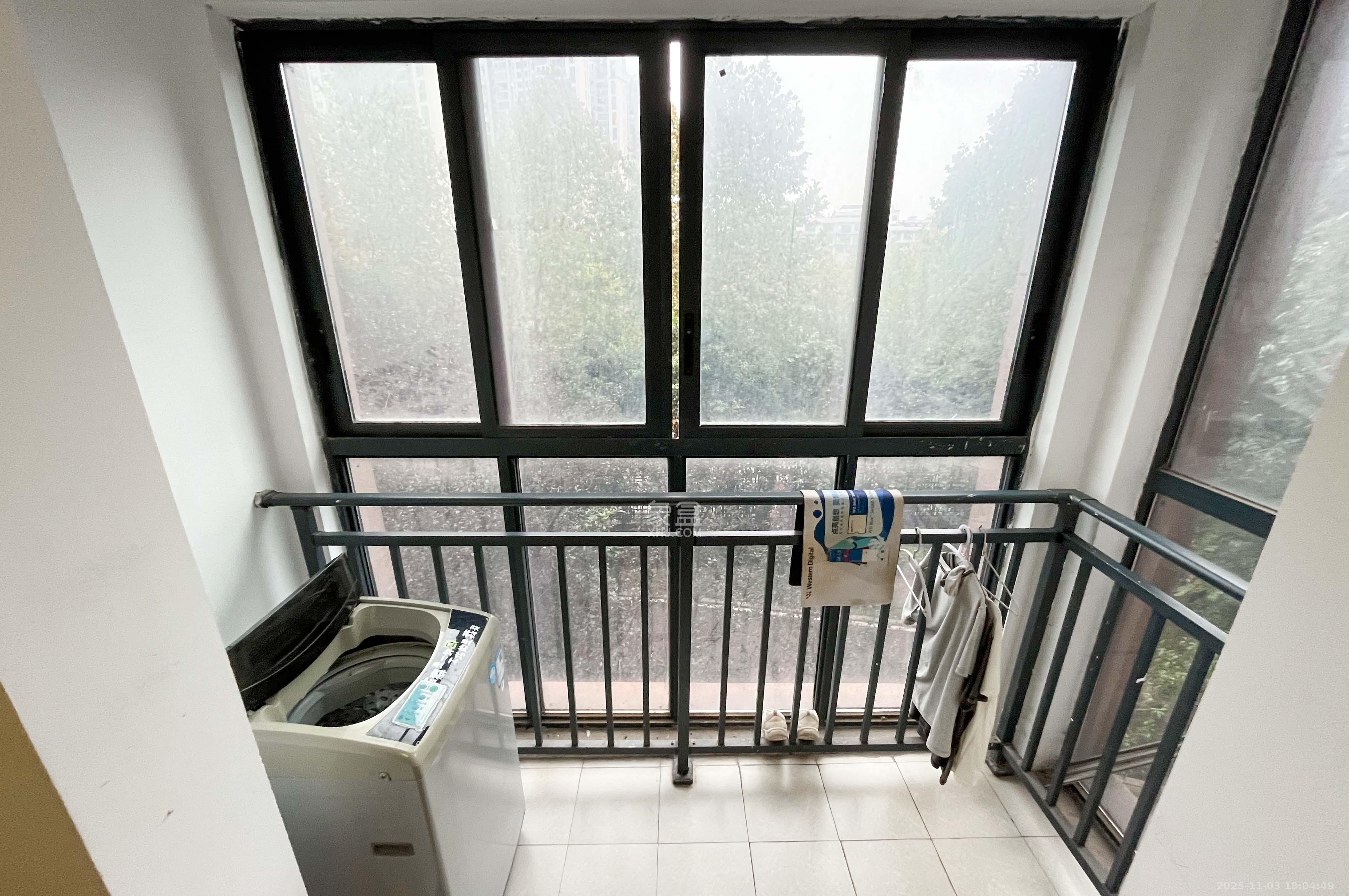 中建梅溪湖中心 4室2厅2卫 160.0万 中建梅溪湖中心 4室2厅2卫 160.0万其他