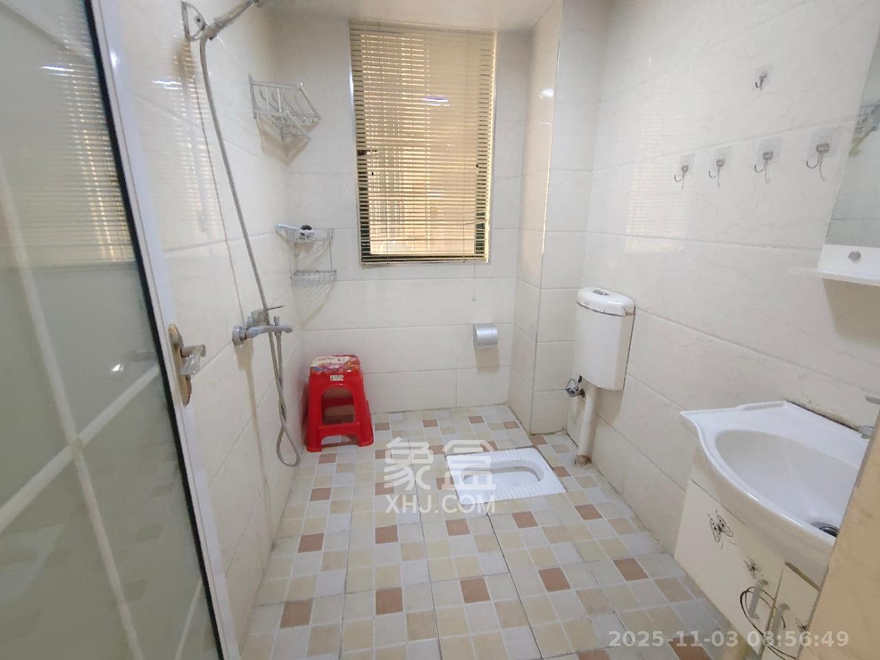 西韵佳苑  3室2厅2卫    2800.0元/月室内图