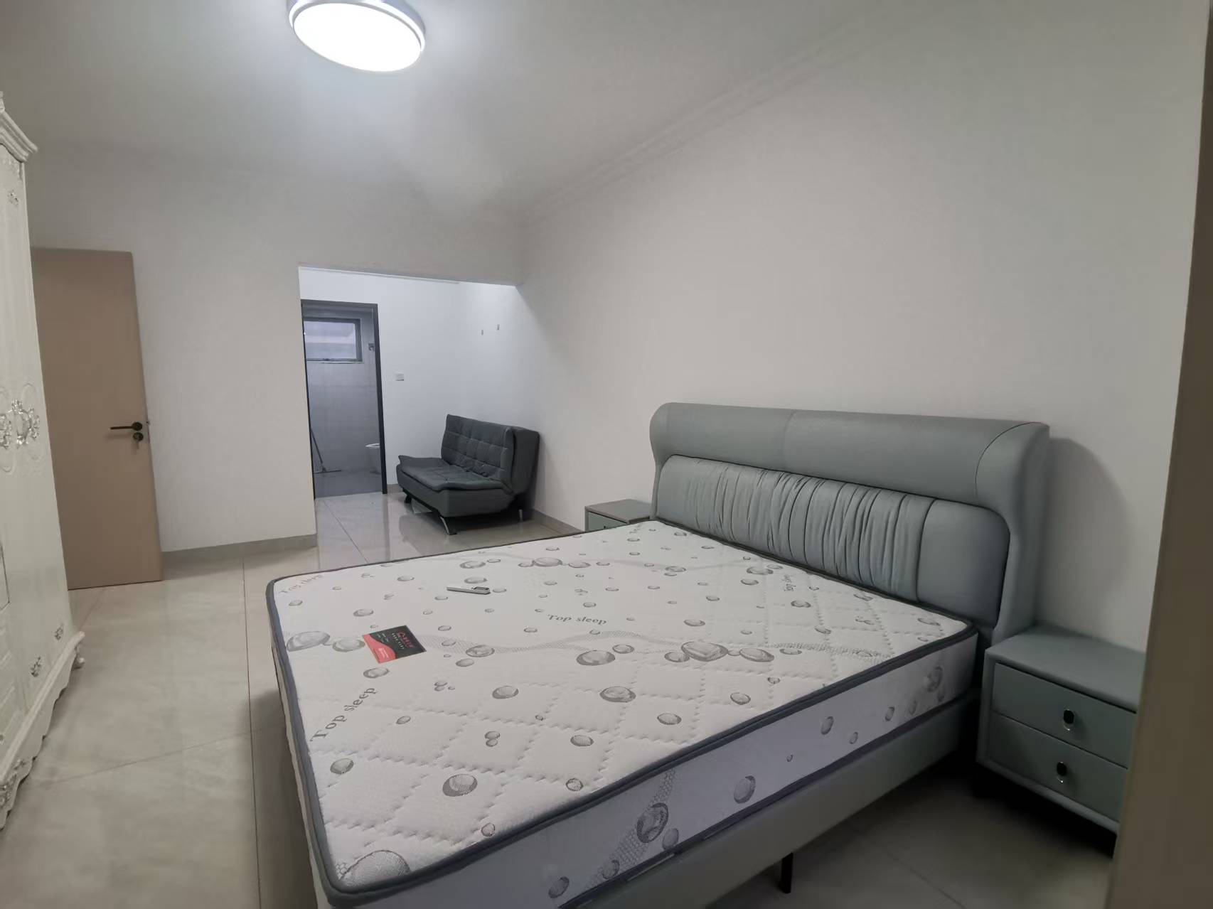 海航城  4室2厅2卫    3000.0元/月室内图