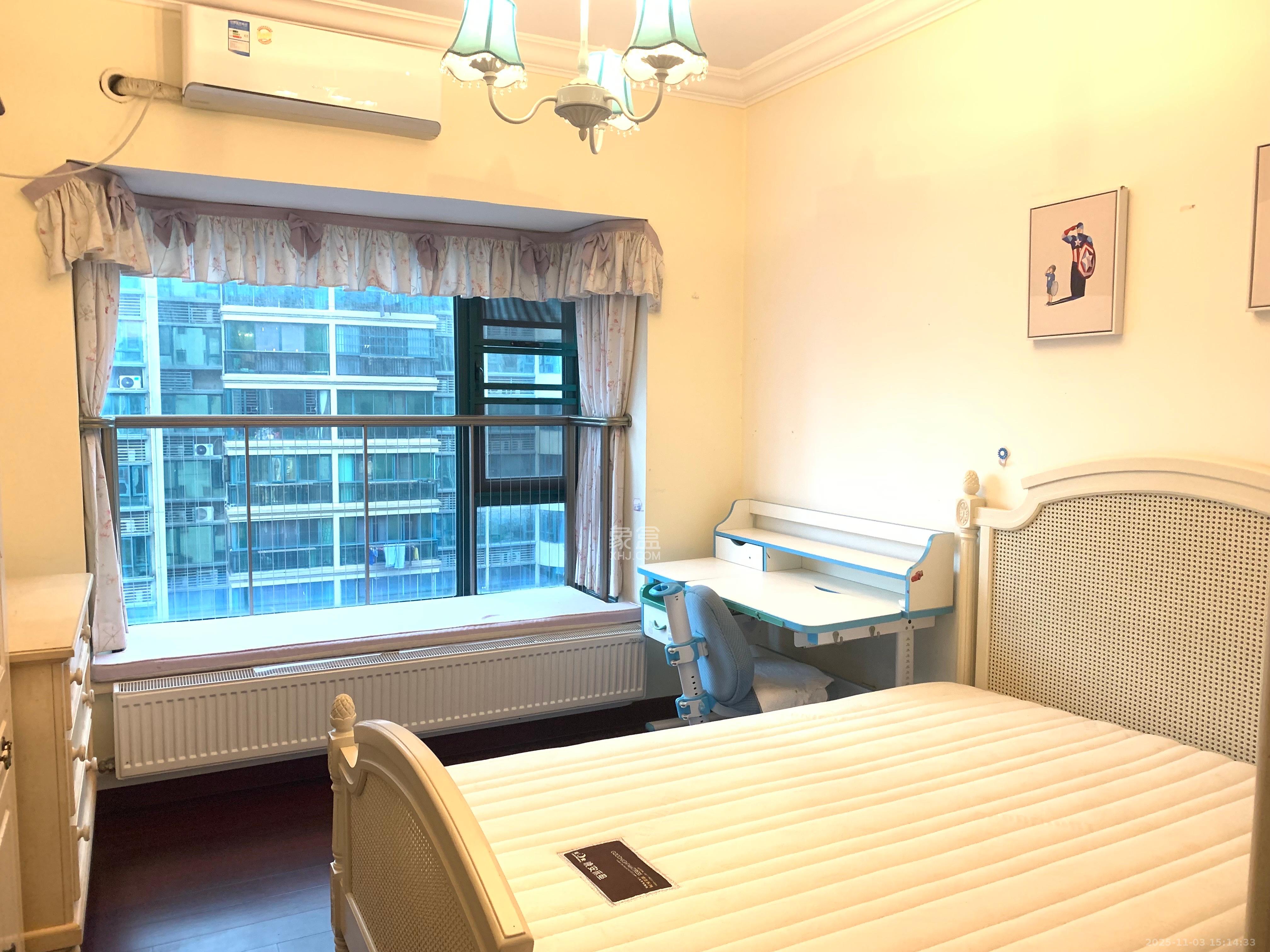 恒大华府 3室2厅2卫 3500.0元/月 恒大华府 3室2厅2卫 3500.0元/月室内图