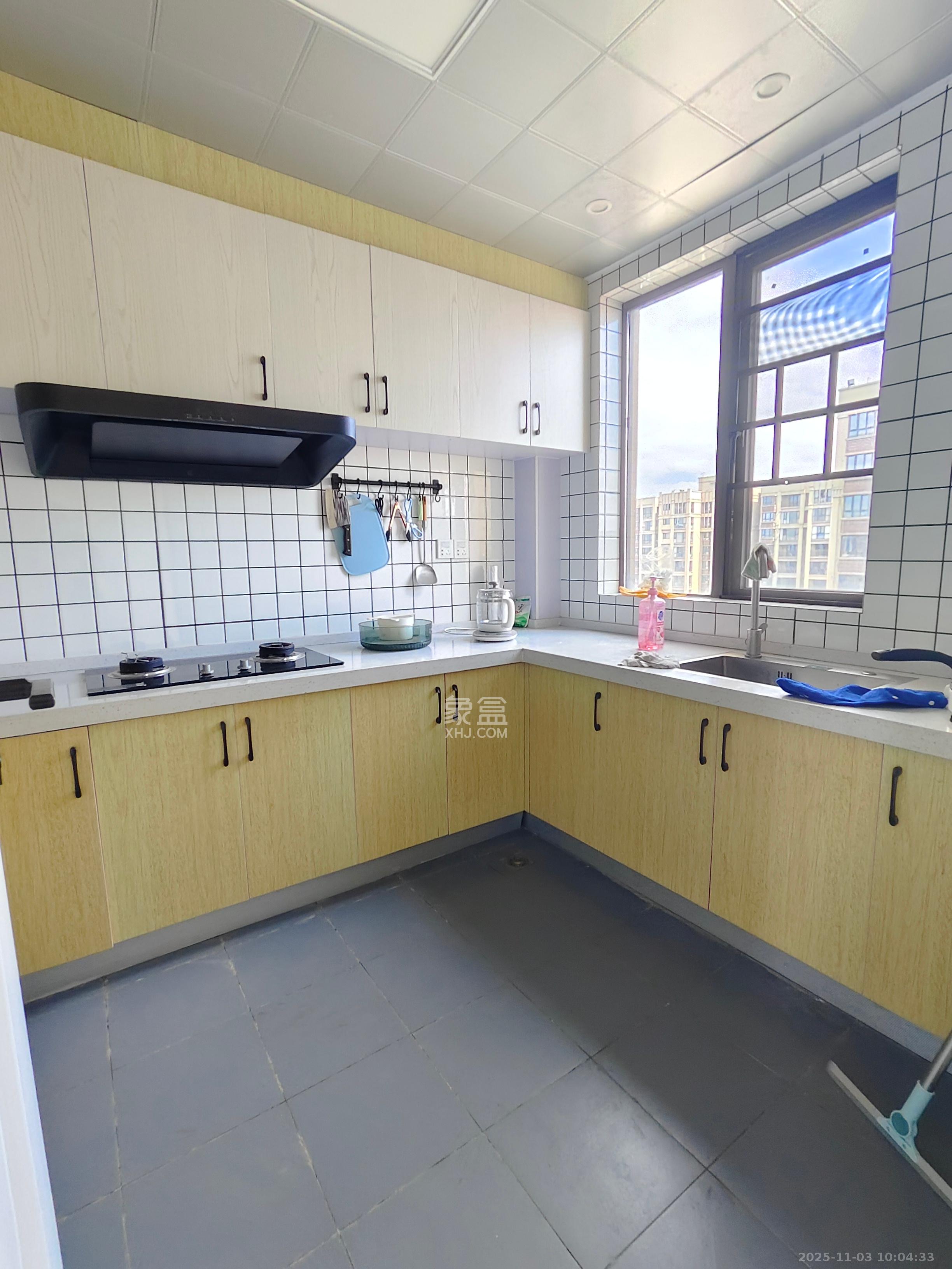 广悦星苑润园 1室0厅0卫 2500.0元/月 广悦星苑润园 1室0厅0卫 2500.0元/月室内图