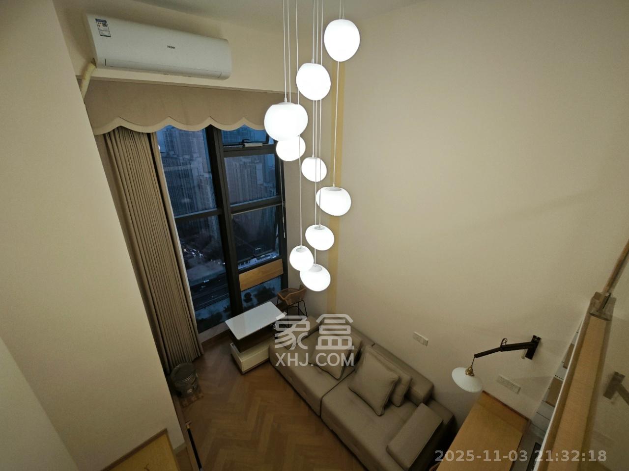 卓越中寰  2室1厅1卫    2800.0元/月室内图