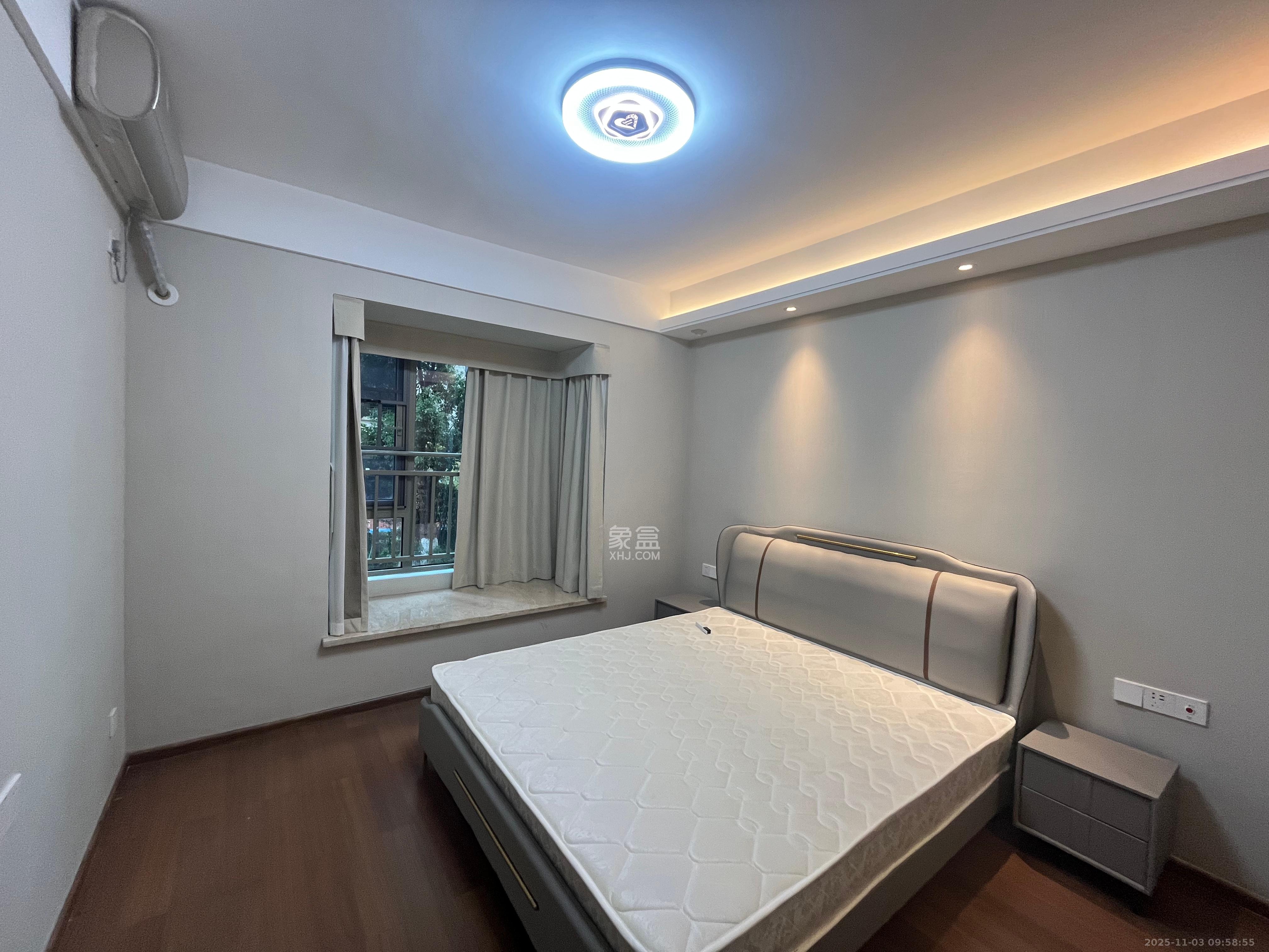 梅溪湖金茂湾 3室2厅2卫 2800.0元/月 梅溪湖金茂湾 3室2厅2卫 2800.0元/月室内图