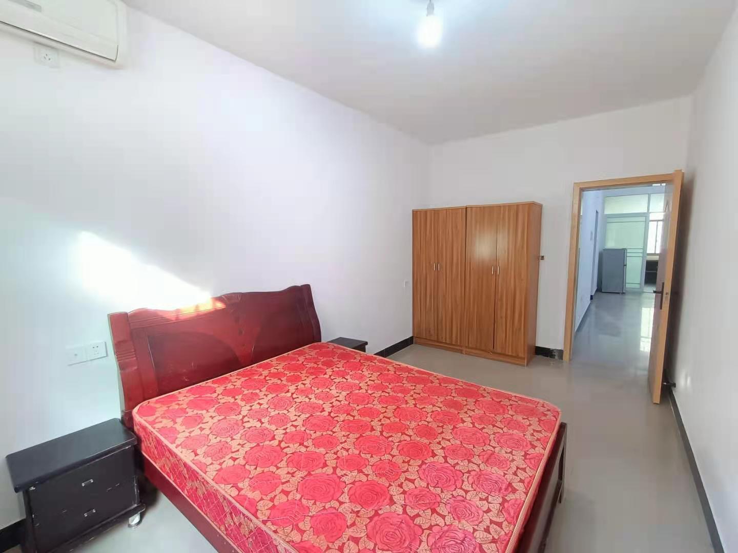 互助小区 2室1厅1卫 1200.0元/月 互助小区 2室1厅1卫 1200.0元/月室内图