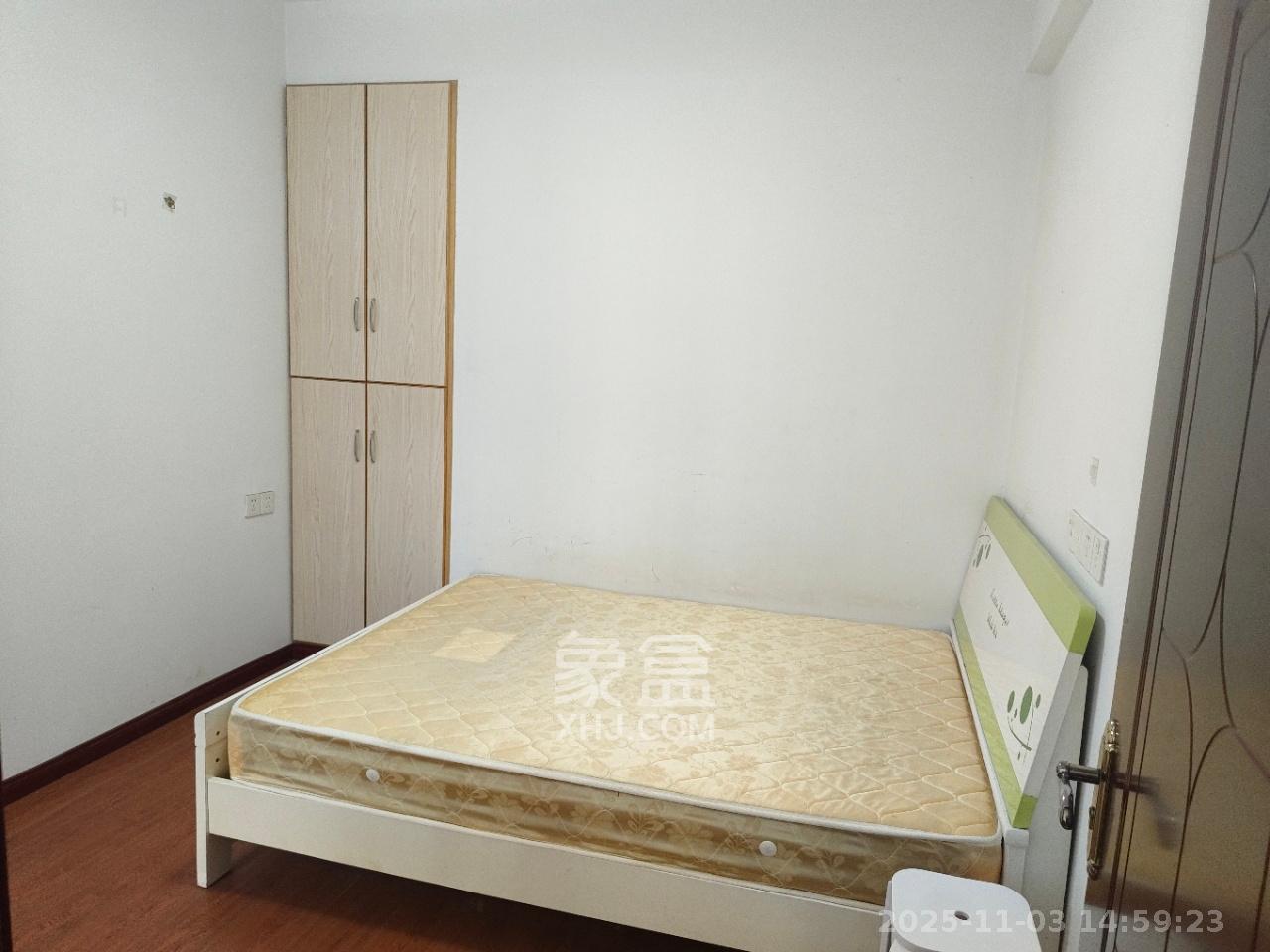 嘉福长安郡(融信澜悦、嘉福好美家园) 1室2厅1卫 2300.0元/月 嘉福长安郡(融信澜悦、嘉福好美家园) 1室2厅1卫 2300.0元/月室内图