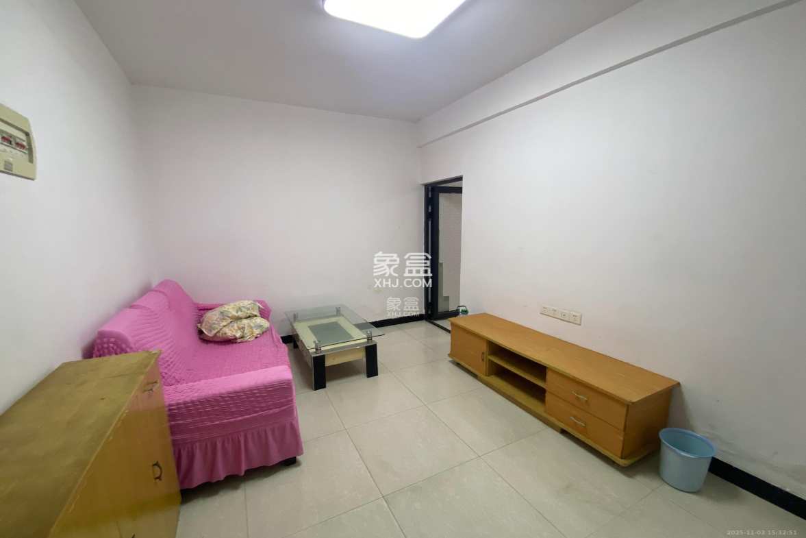 阳光锦城 2室1厅1卫 1800.0元/月 阳光锦城 2室1厅1卫 1800.0元/月室内图