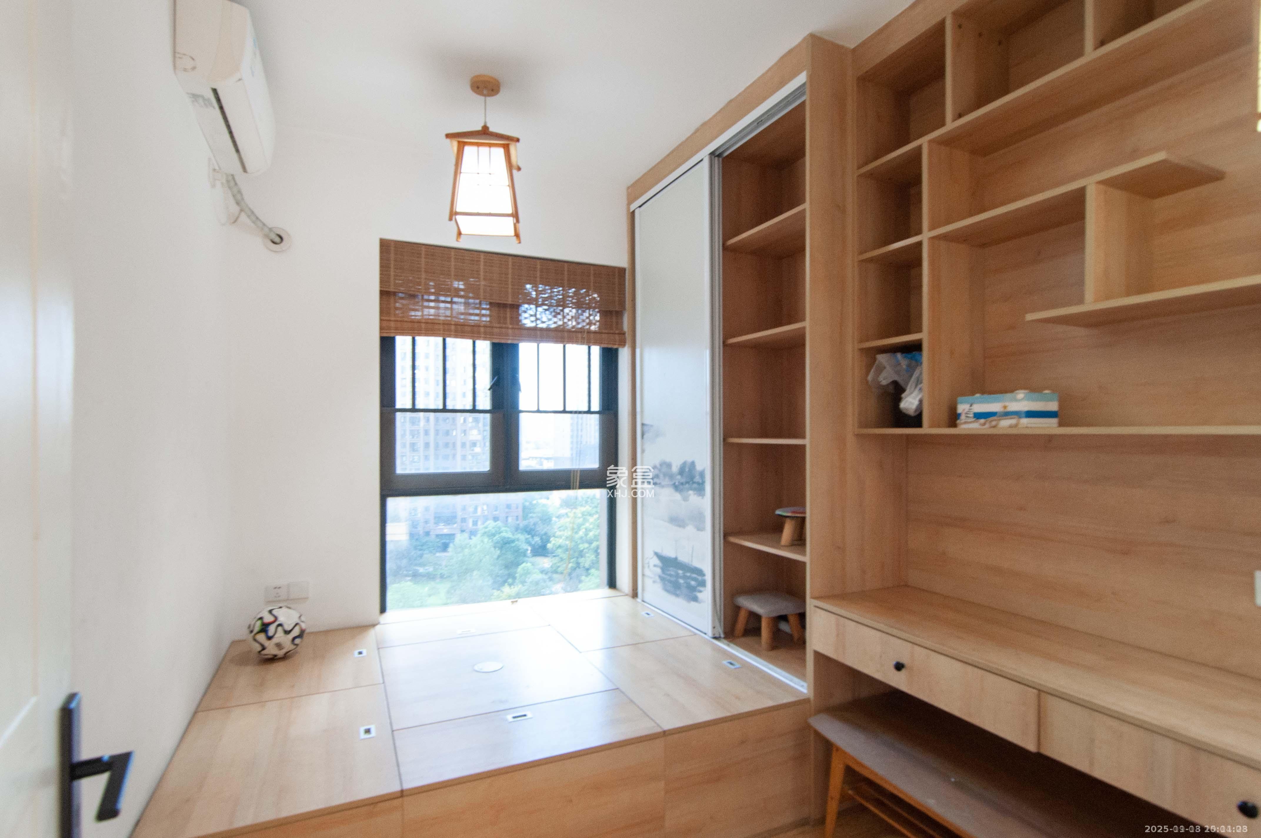 中建梅溪湖中心  3室2厅1卫    2600.0元/月室内图