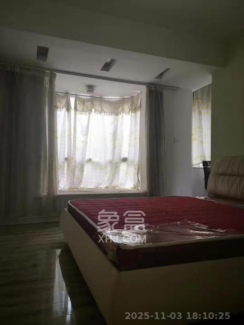 申奥美域  3室2厅2卫    2400.0元/月室内图