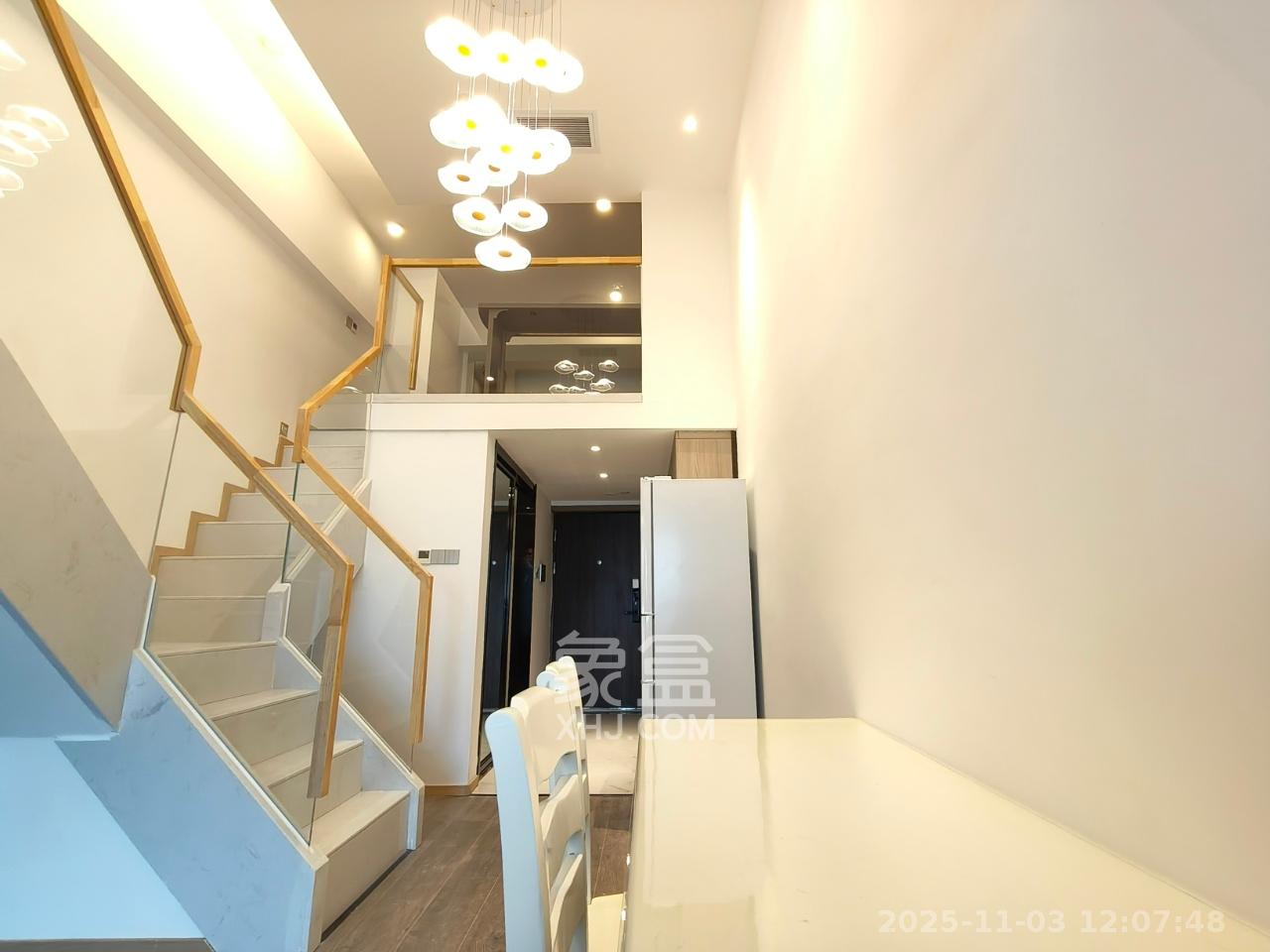 正荣梅溪紫阙台  2室1厅1卫    2400.0元/月 正荣梅溪紫阙台  2室1厅1卫    2400.0元/月室内图