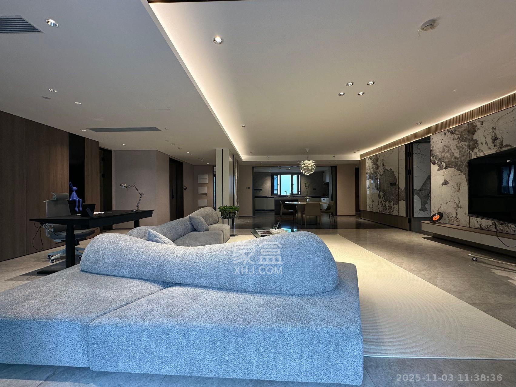 长沙悦府（华润万象城）  4室2厅3卫    19000.0元/月室内图