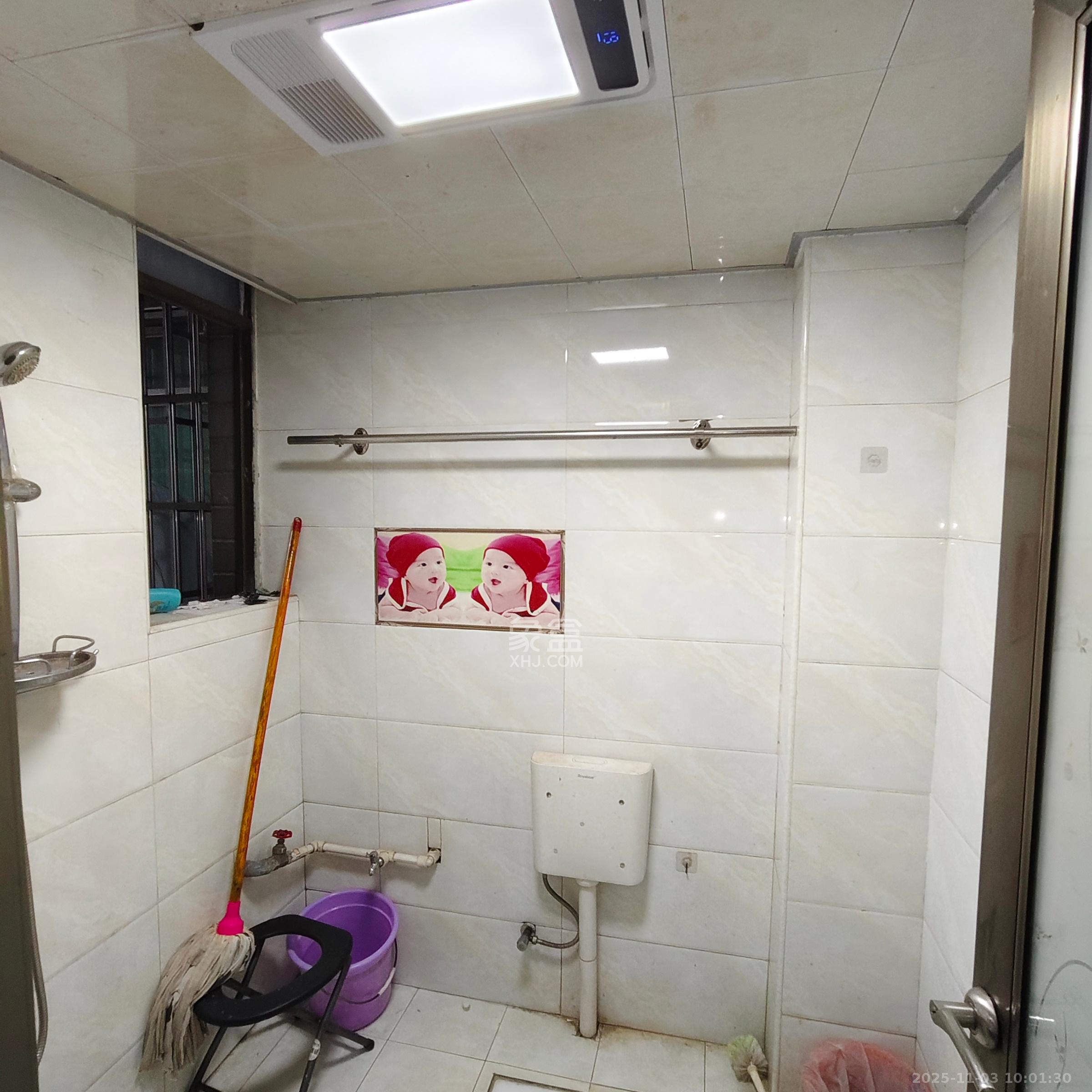 兴联母山小区 3室2厅1卫 1700.0元/月 兴联母山小区 3室2厅1卫 1700.0元/月室内图