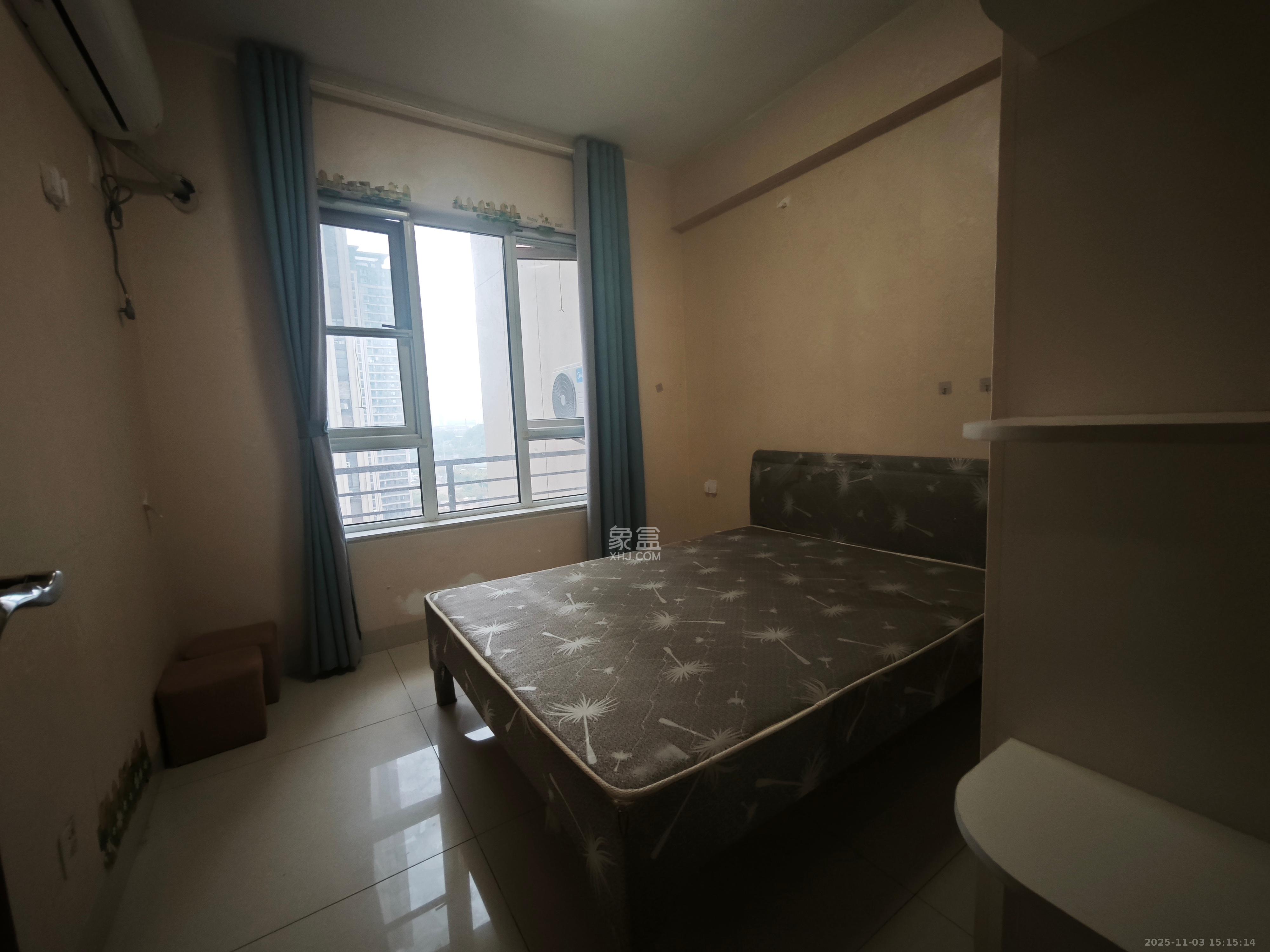 绿地之窗 4室2厅2卫 2600.0元/月 绿地之窗 4室2厅2卫 2600.0元/月室内图