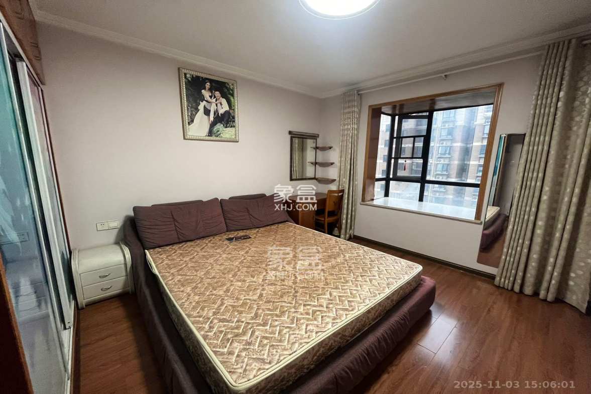 三江花中城 2室2厅1卫 2200.0元/月 三江花中城 2室2厅1卫 2200.0元/月室内图