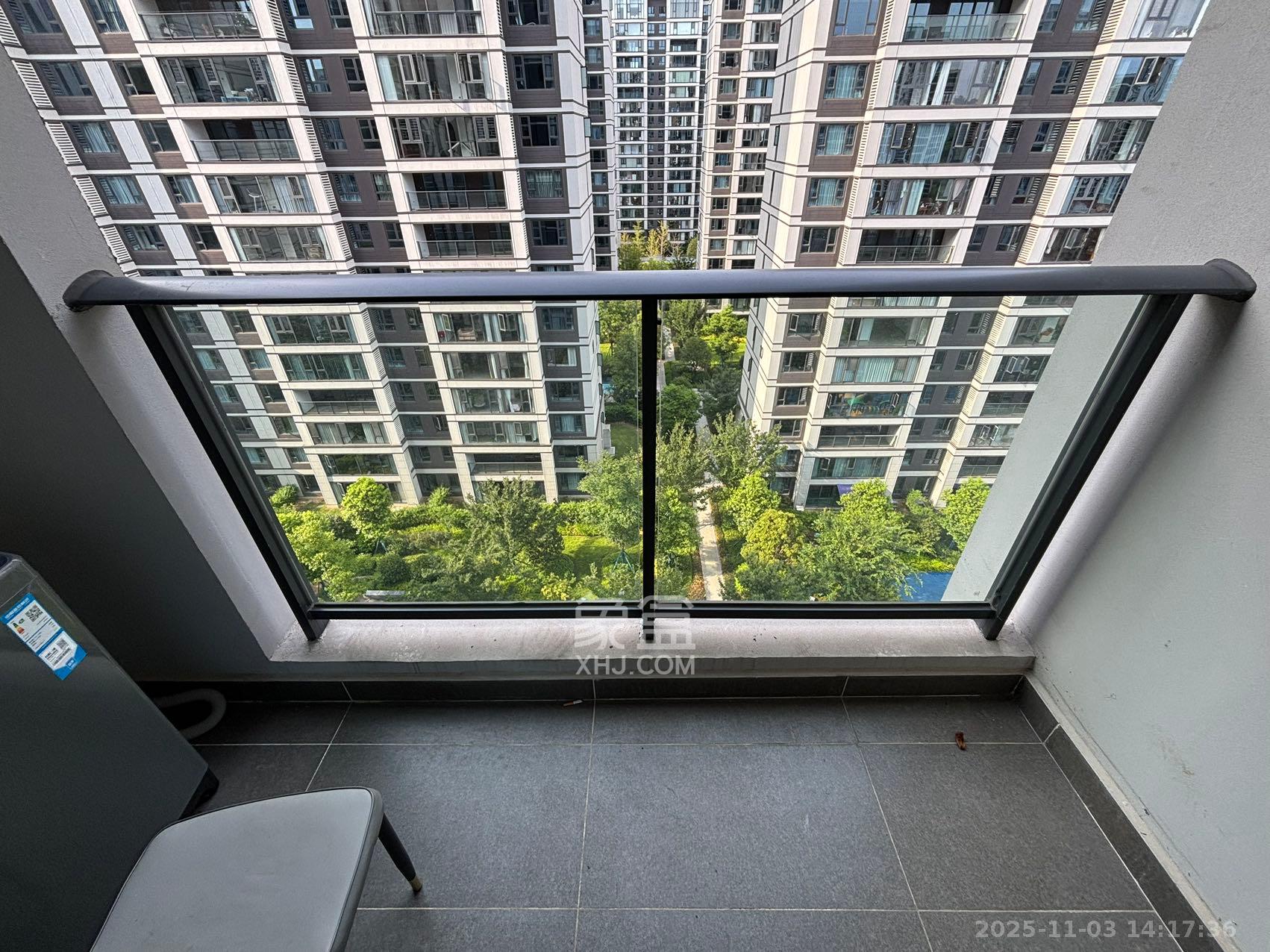 招商雍山湖  4室2厅2卫    3500.0元/月室内图