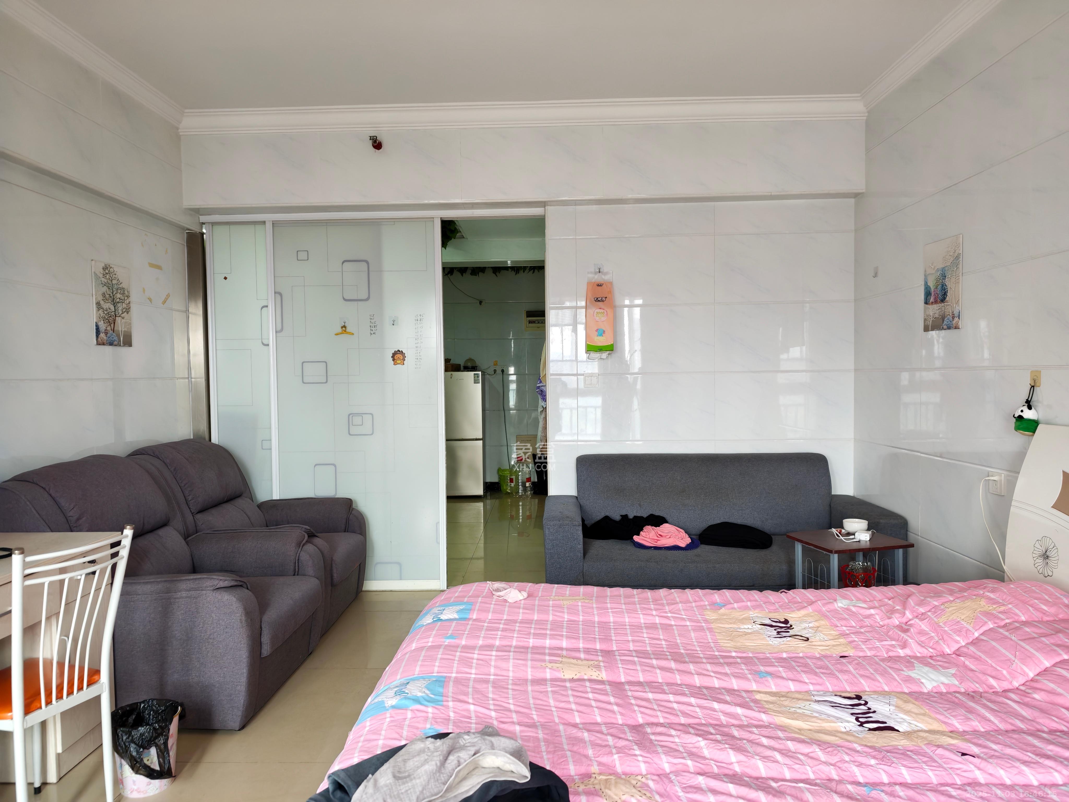 MOMA当代广场  1室1厅1卫    1400.0元/月 MOMA当代广场  1室1厅1卫    1400.0元/月室内图