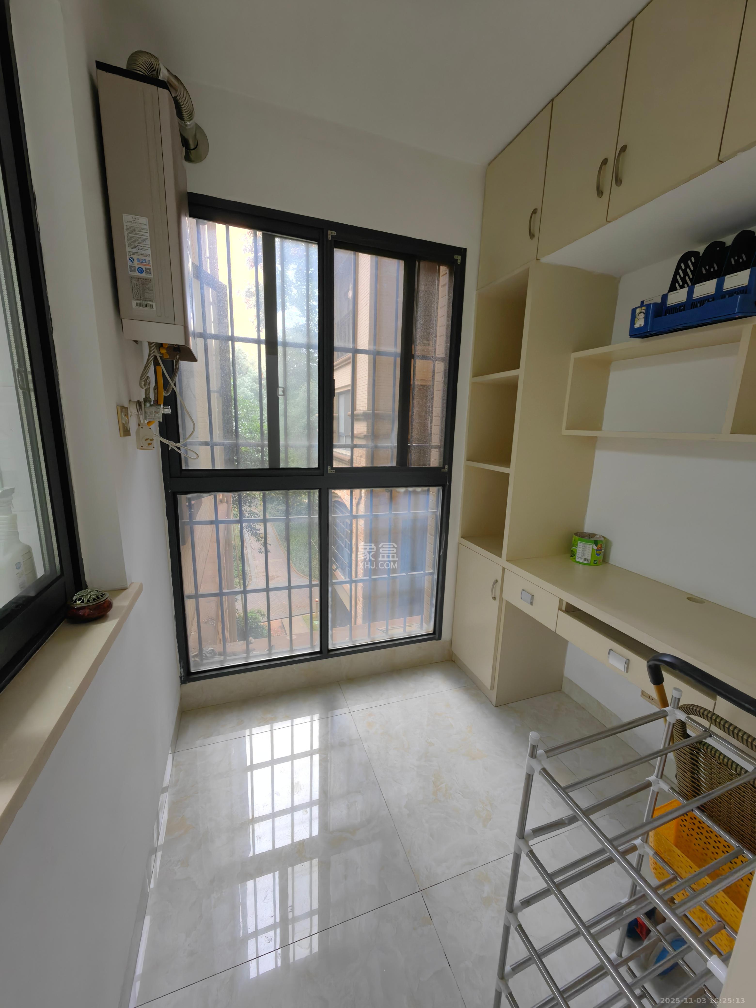 中建芙蓉嘉苑 3室2厅2卫 2800.0元/月 中建芙蓉嘉苑 3室2厅2卫 2800.0元/月室内图