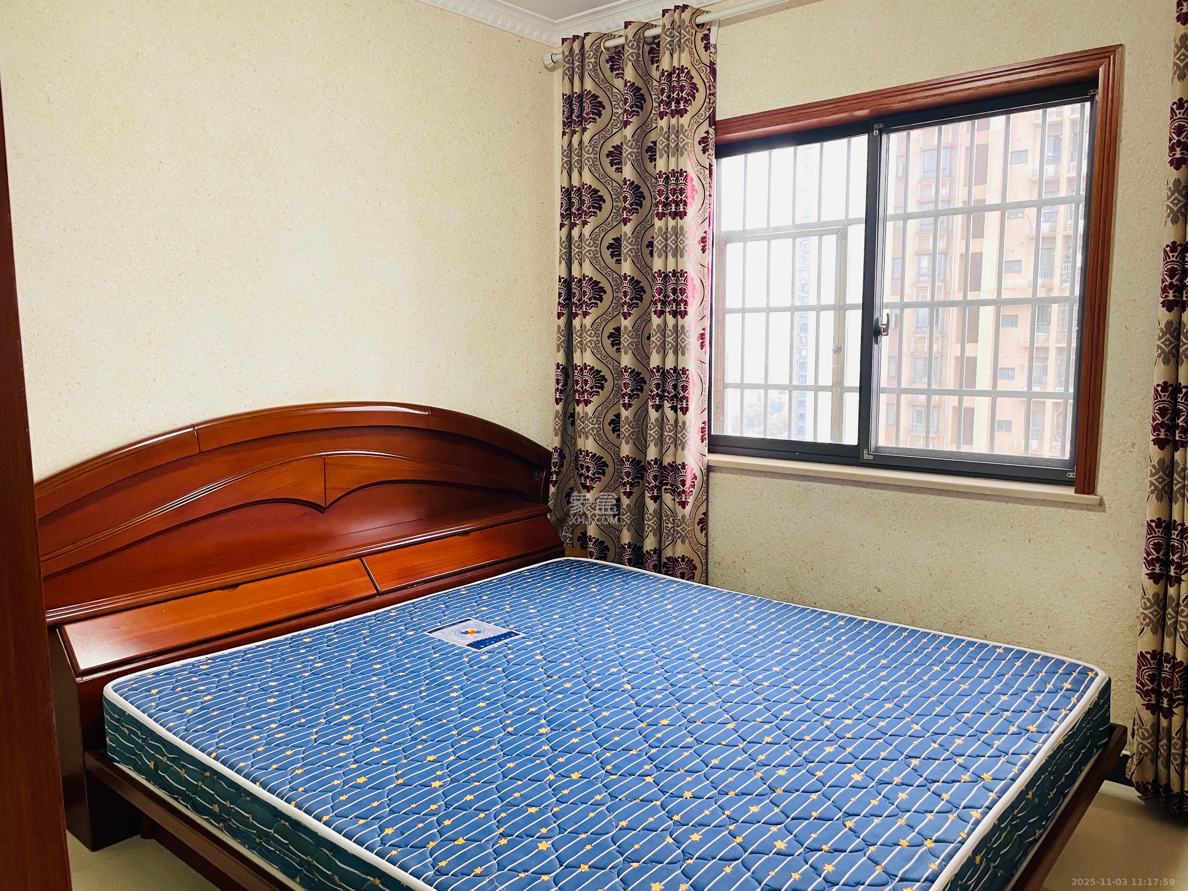 上峰苑(兰亭玥岛) 2室2厅1卫 2000.0元/月 上峰苑(兰亭玥岛) 2室2厅1卫 2000.0元/月室内图