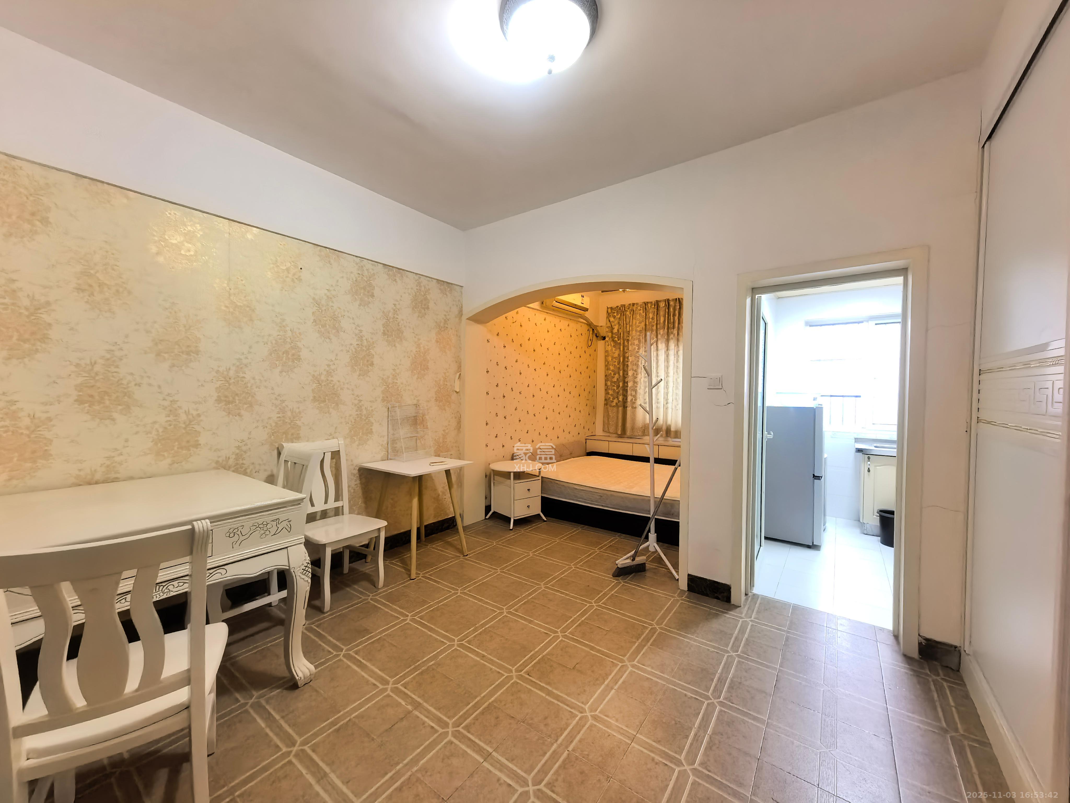 谋房博客(博客天街)  1室1厅1卫    1550.0元/月室内图