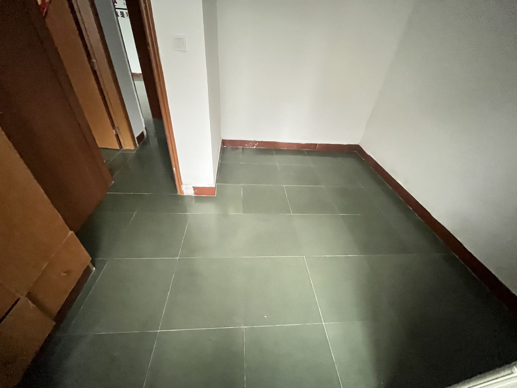 金融花园  4室2厅2卫    2400.0元/月 金融花园  4室2厅2卫    2400.0元/月室内图