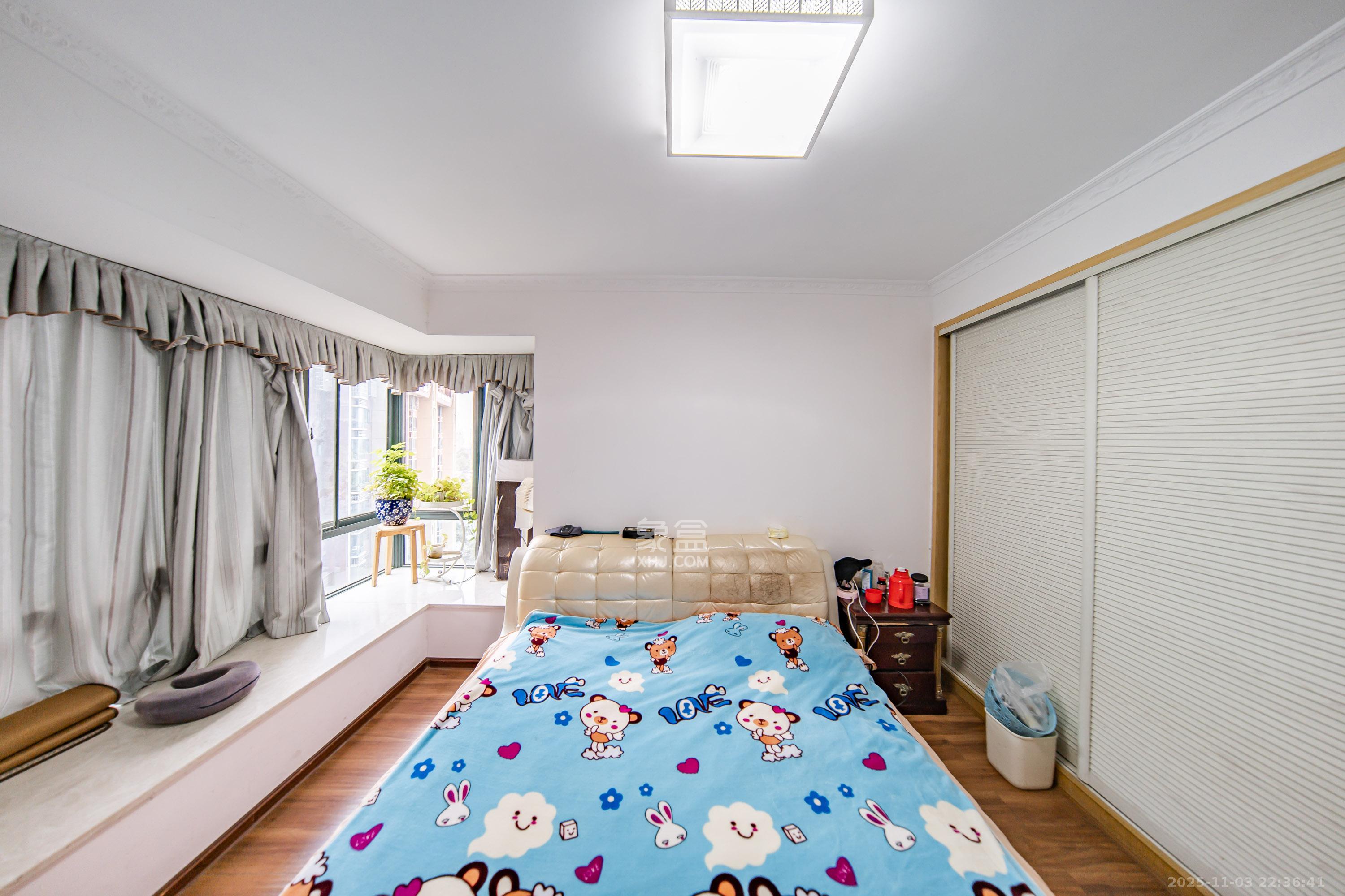 才子佳苑一期/二期  3室2厅2卫    98.0万卧室