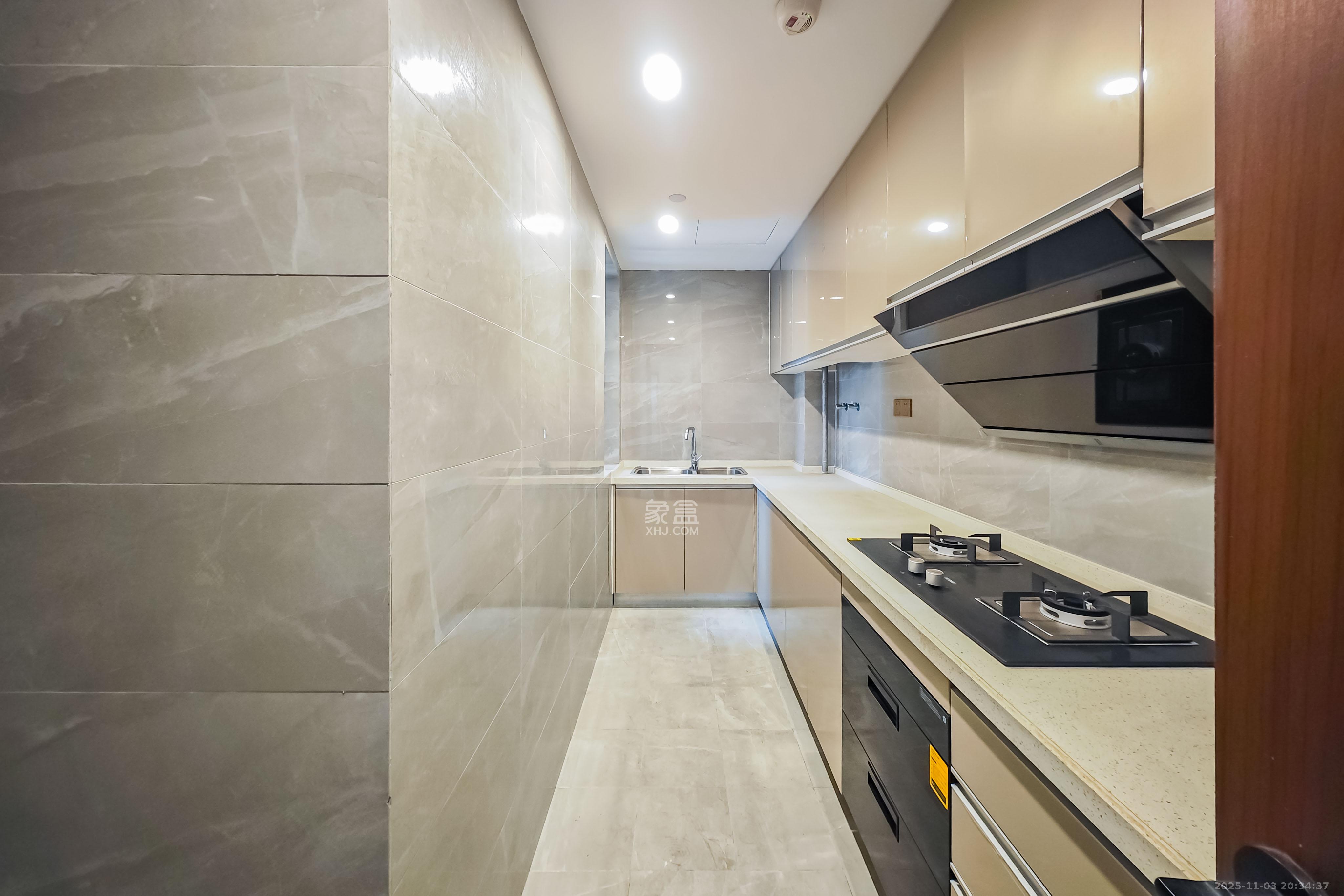 绿地长沙城际空间站(绿地新里佳苑) 3室2厅2卫 115.0万 绿地长沙城际空间站(绿地新里佳苑) 3室2厅2卫 115.0万其他