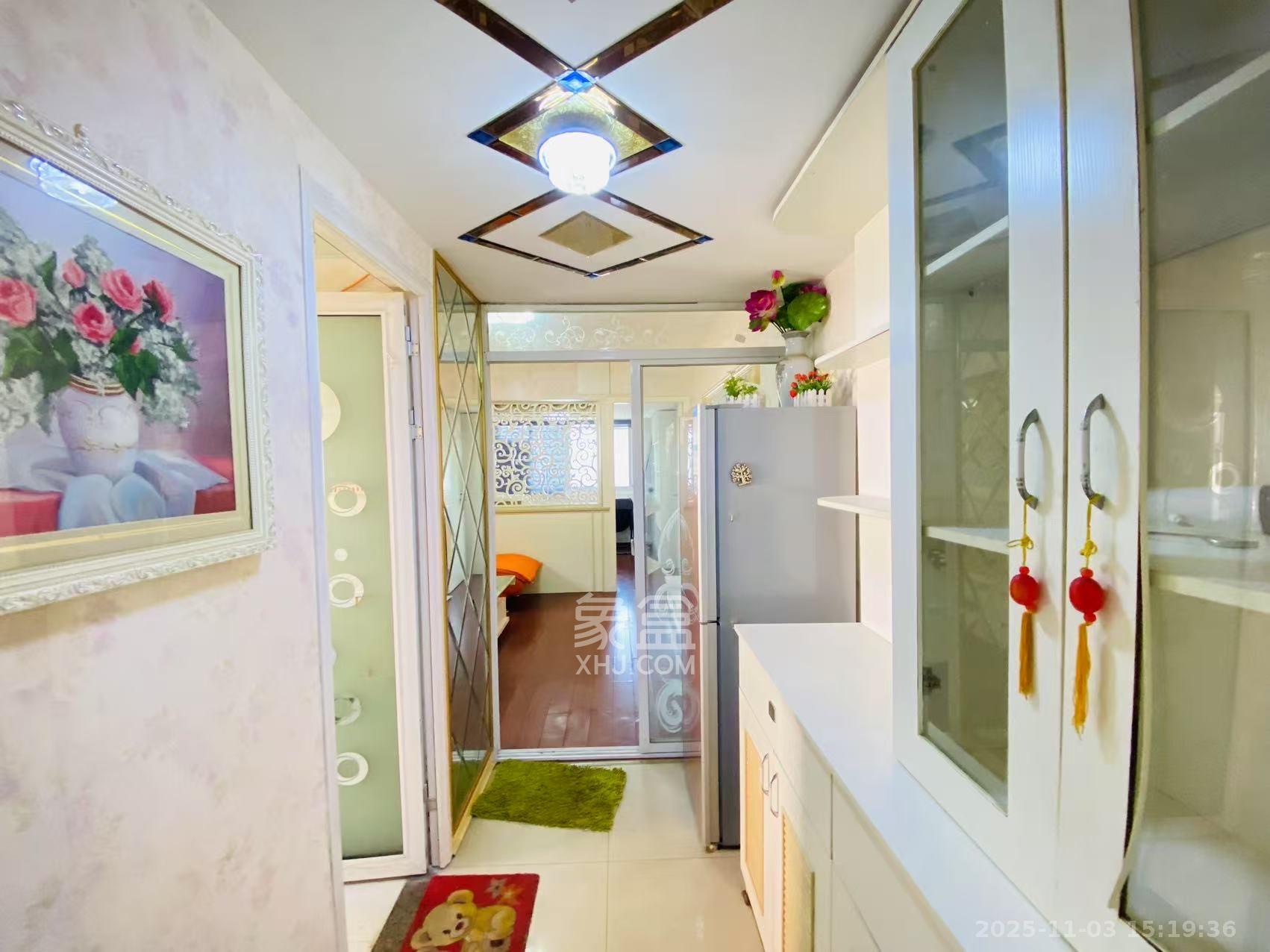 三和公寓  1室1厅1卫    1500.0元/月室内图