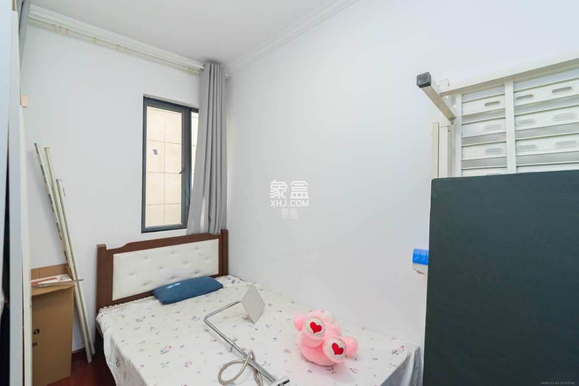 宜家湘颂(景致雅苑) 3室2厅1卫 2200.0元/月 宜家湘颂(景致雅苑) 3室2厅1卫 2200.0元/月室内图