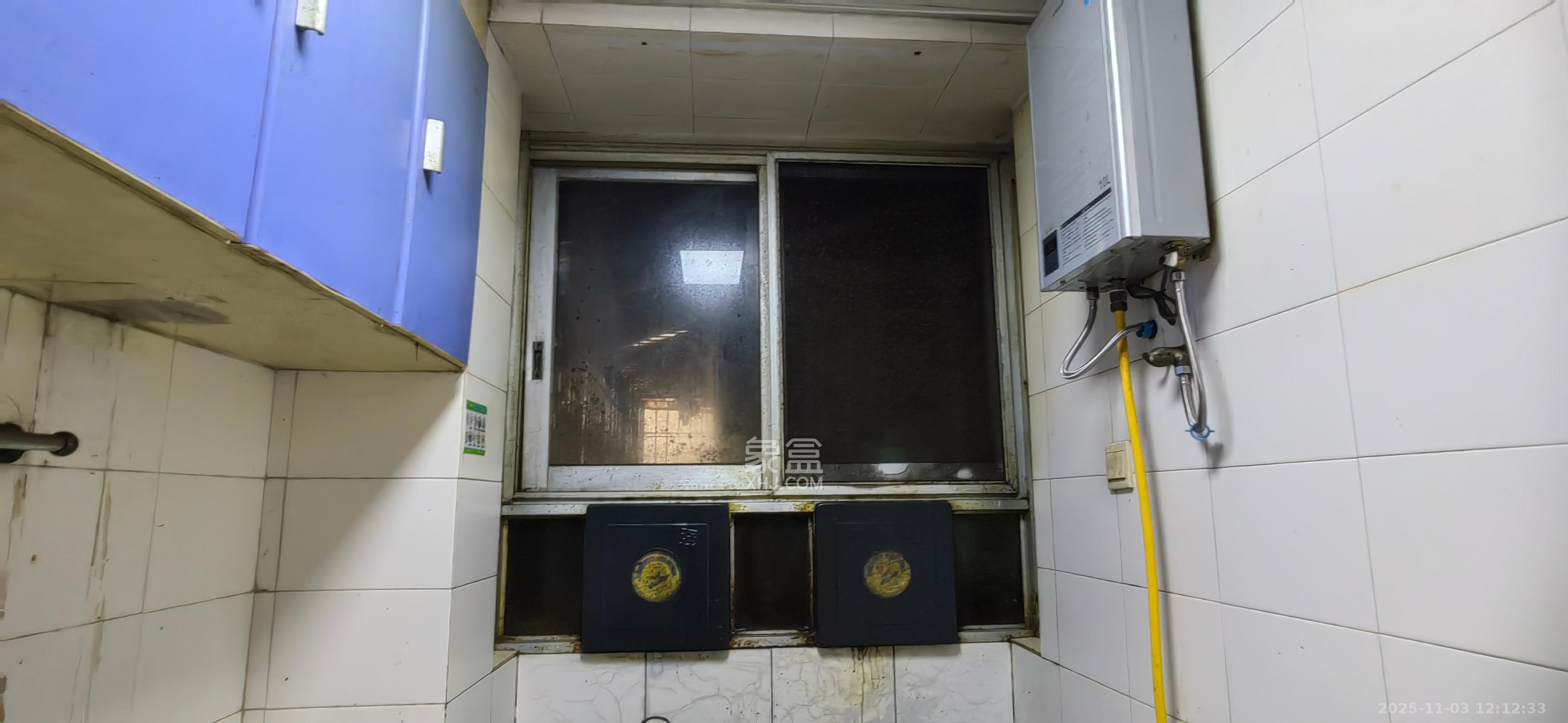 湘运新村  2室2厅1卫    1600.0元/月室内图