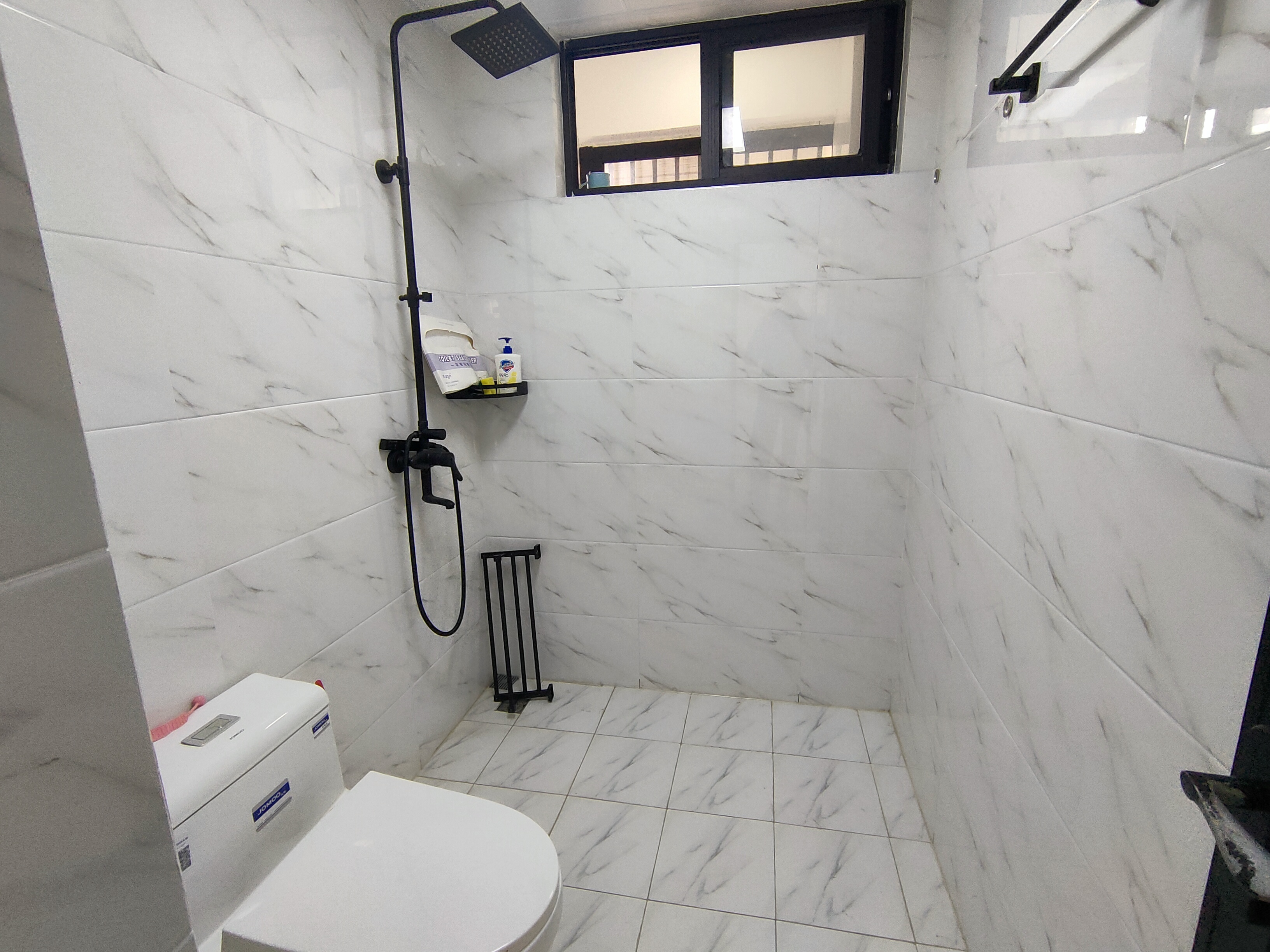 盛达景都三期  4室2厅2卫    4200.0元/月室内图