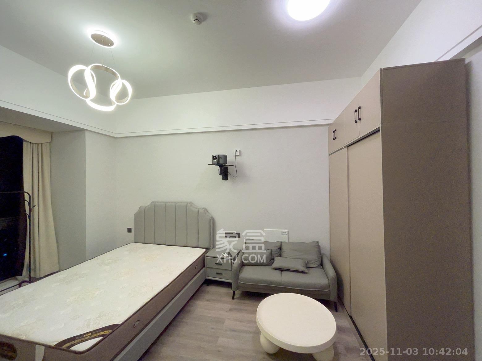 中建宝铂公馆  1室0厅0卫    1900.0元/月