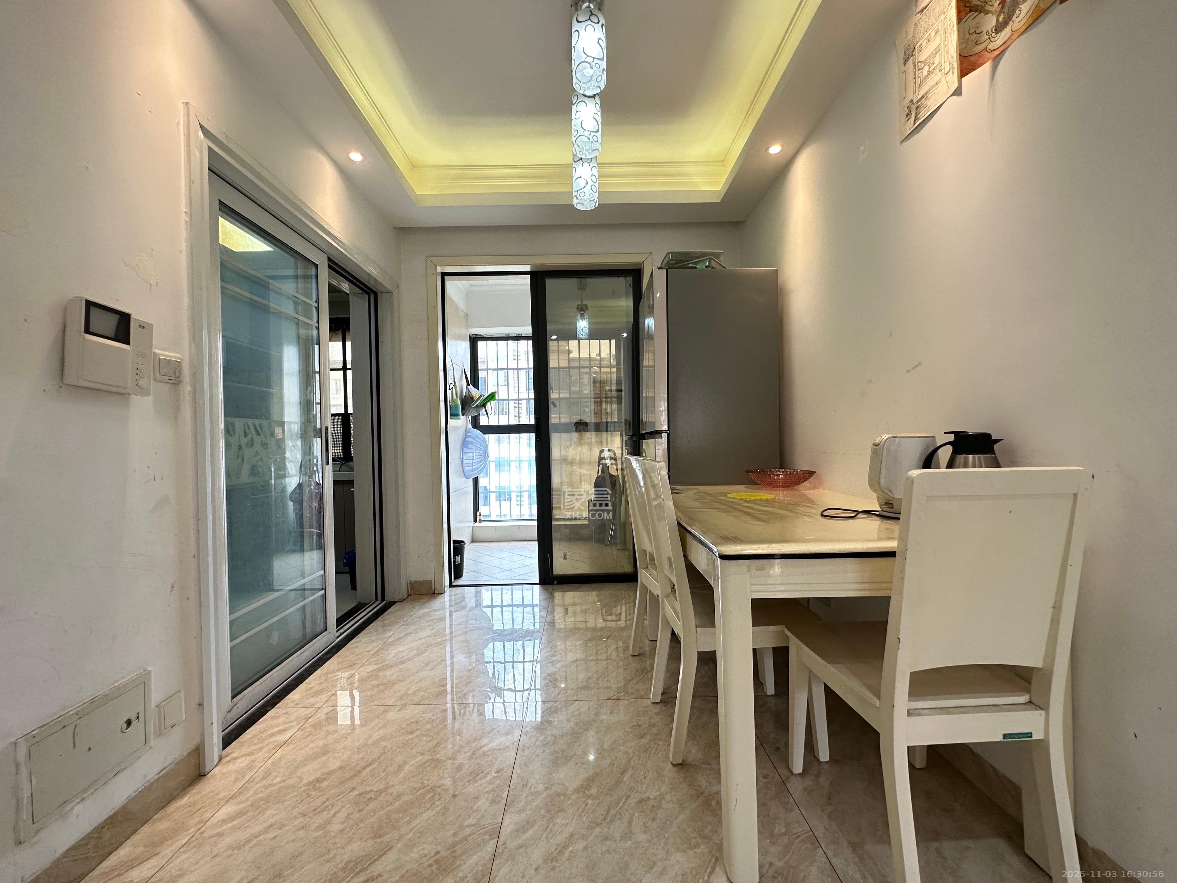 保利麓谷林语C区 3室2厅0卫 2500.0元/月 保利麓谷林语C区 3室2厅0卫 2500.0元/月室内图