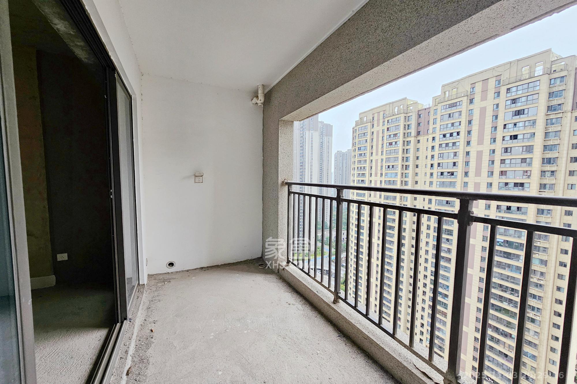 阳光城尚东湾凌云府  1室0厅0卫    105.0万其他