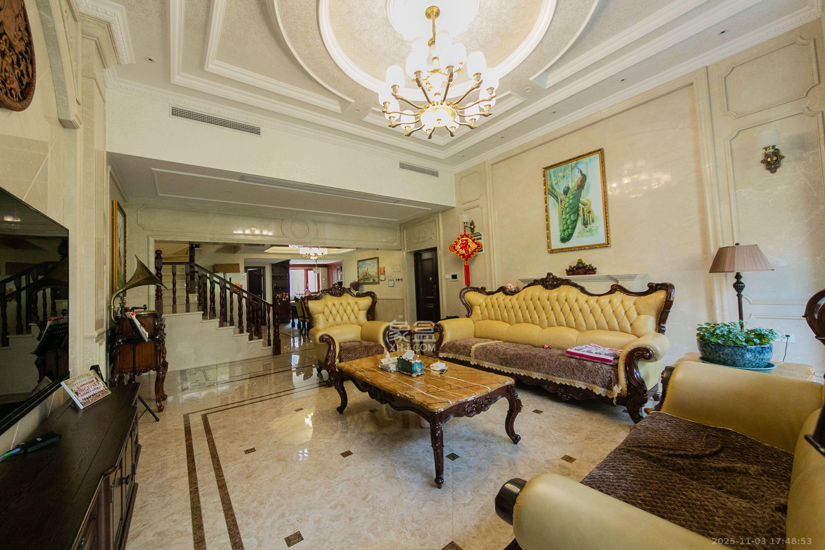 珠江郦城璞墅  1室0厅0卫    10000.0元/月室内图