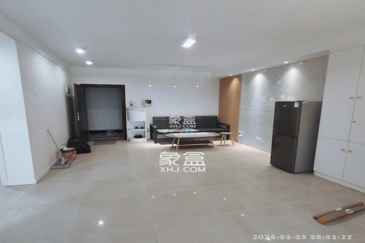 芙蓉公馆 2室1厅1卫 2500.0元/月 芙蓉公馆 2室1厅1卫 2500.0元/月室内图