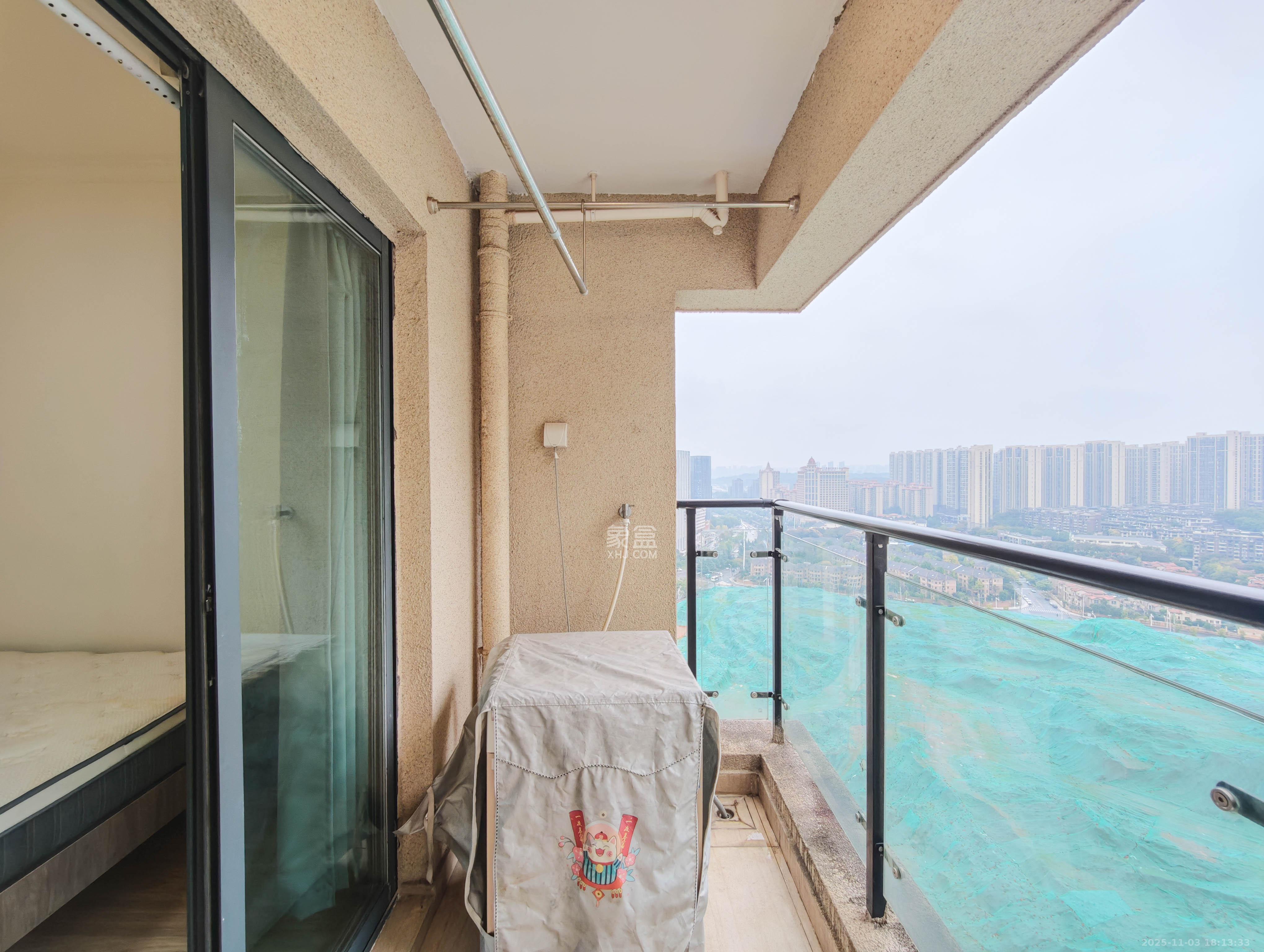 碧桂园南城首府(东宸林海) 3室2厅2卫 78.0万 碧桂园南城首府(东宸林海) 3室2厅2卫 78.0万其他