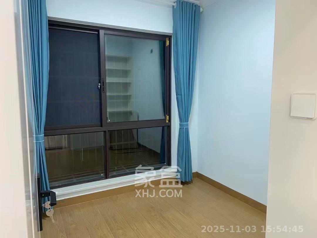 星湖湾二期高层 3室2厅1卫 2300.0元/月 星湖湾二期高层 3室2厅1卫 2300.0元/月室内图