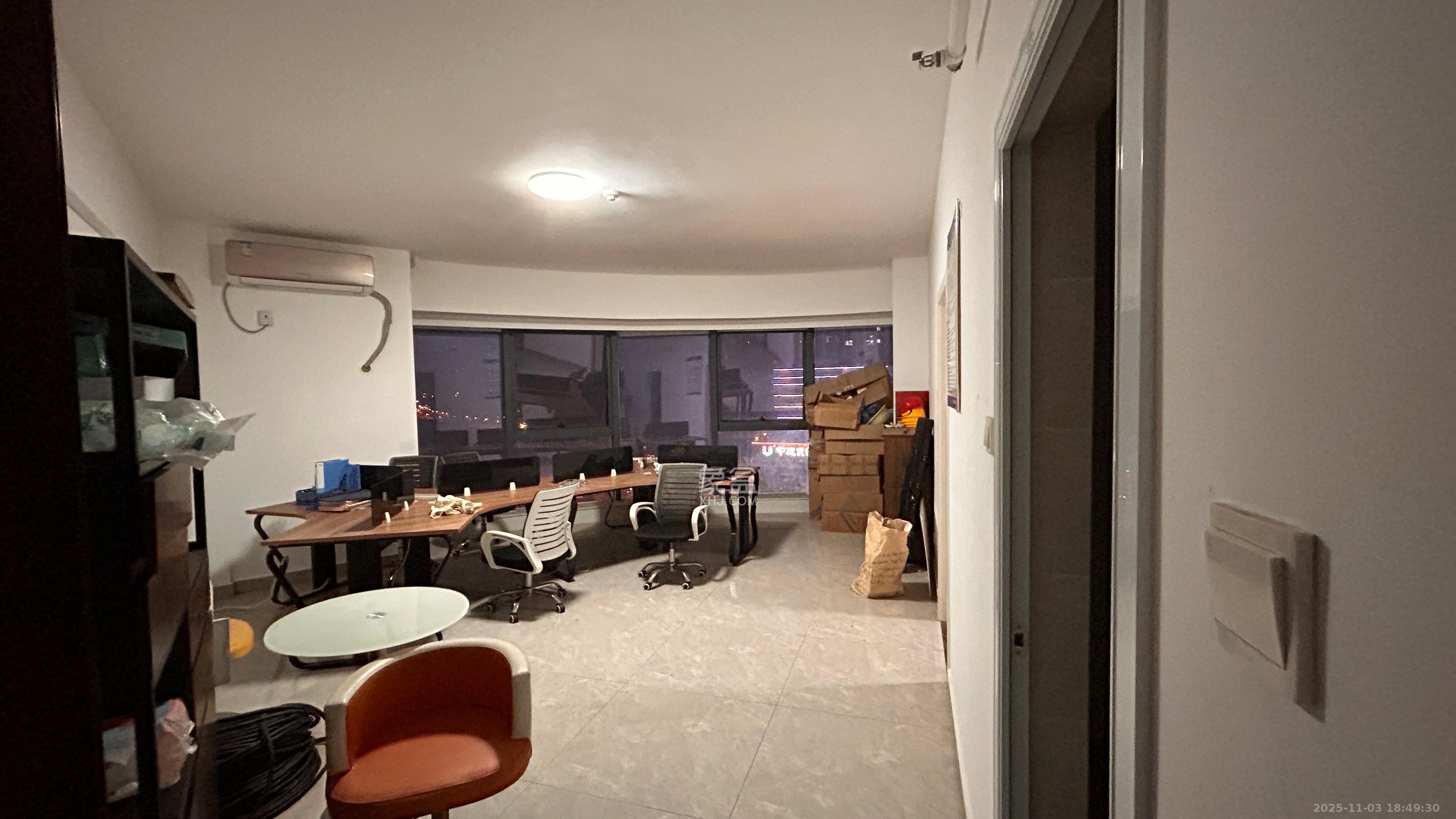 博长山水香颐  2室1厅1卫    2500.0元/月室内图