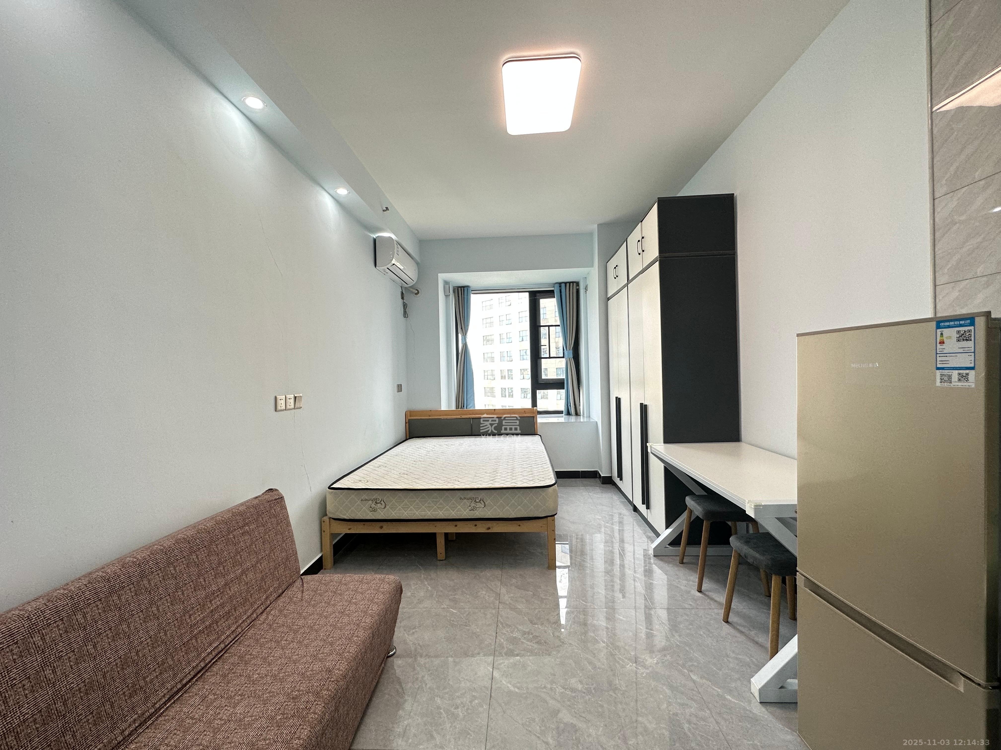 保利麓谷林语I区  1室1厅1卫    1400.0元/月