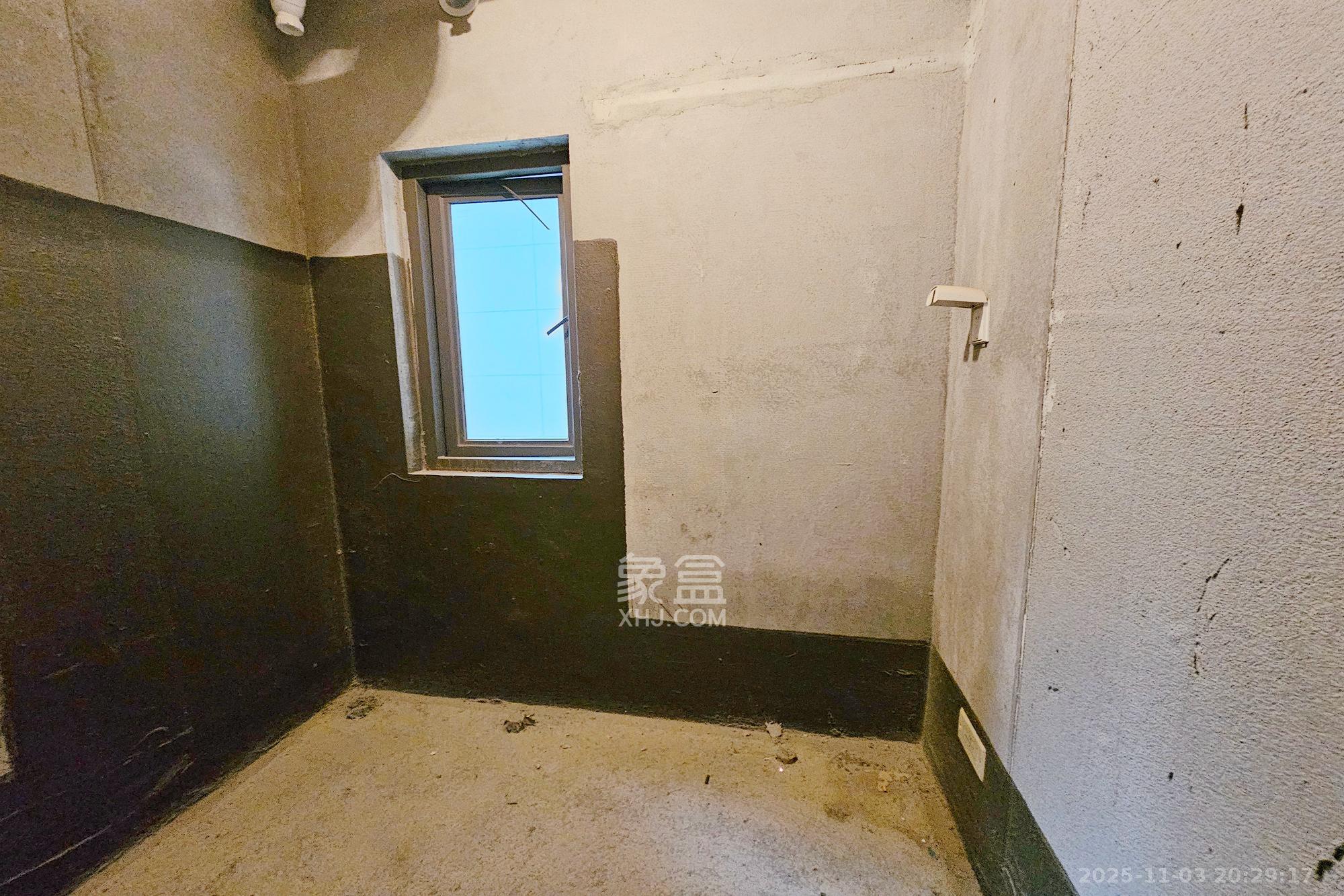 阳光城尚东湾凌云府  1室0厅0卫    105.0万其他