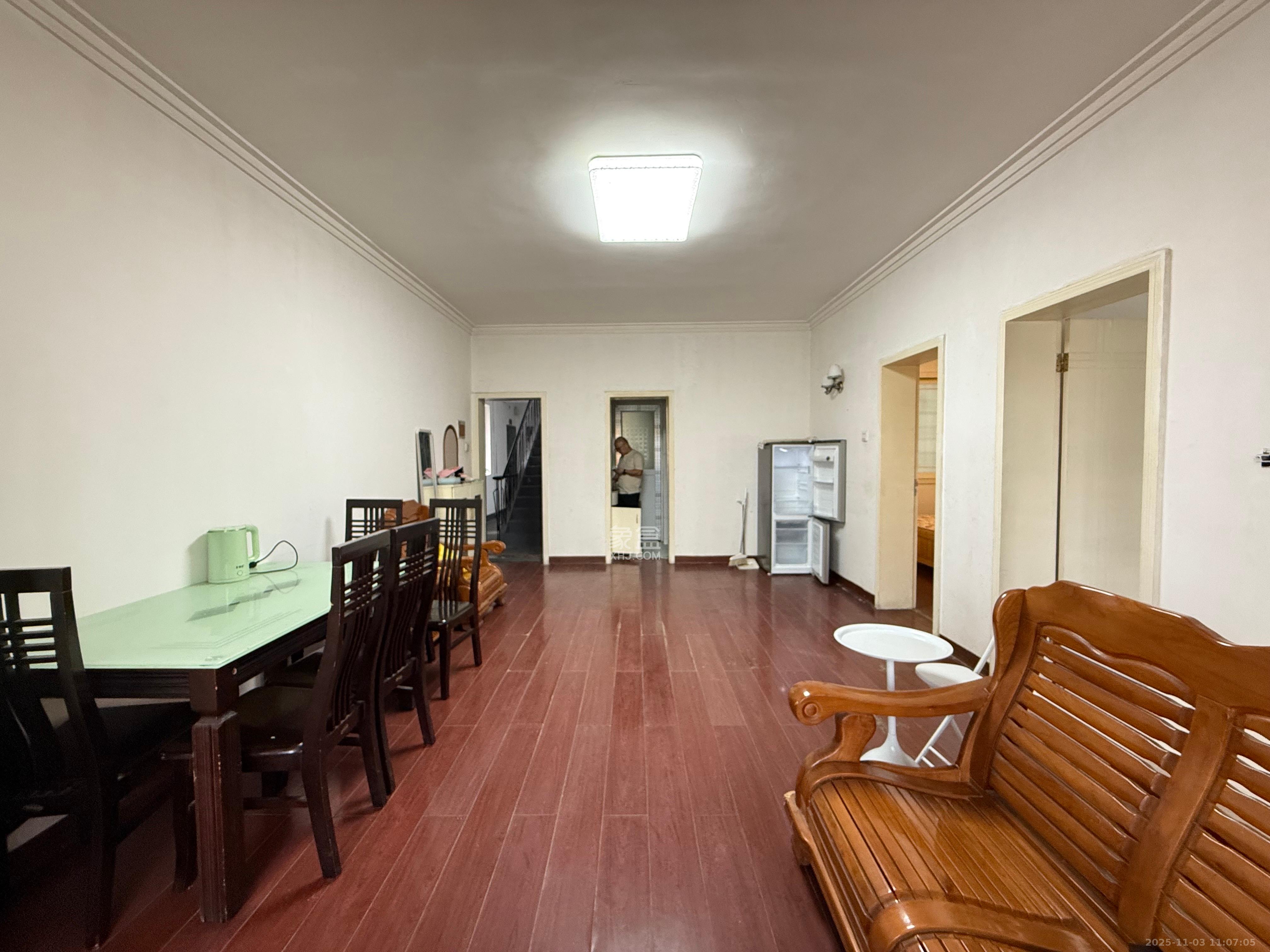 天韵家园 2室2厅1卫 1600.0元/月 天韵家园 2室2厅1卫 1600.0元/月室内图