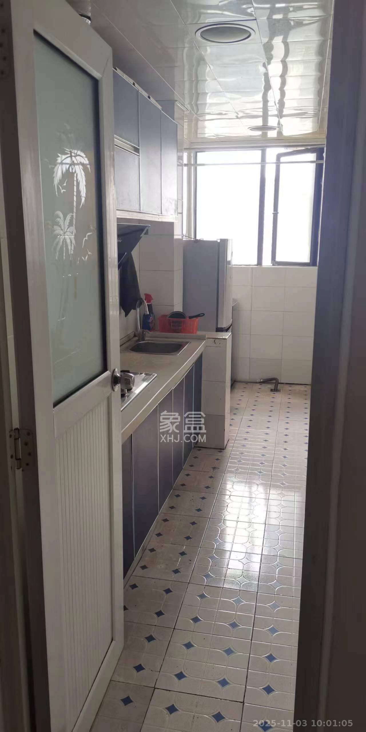 和庄  1室1厅1卫    1500.0元/月室内图