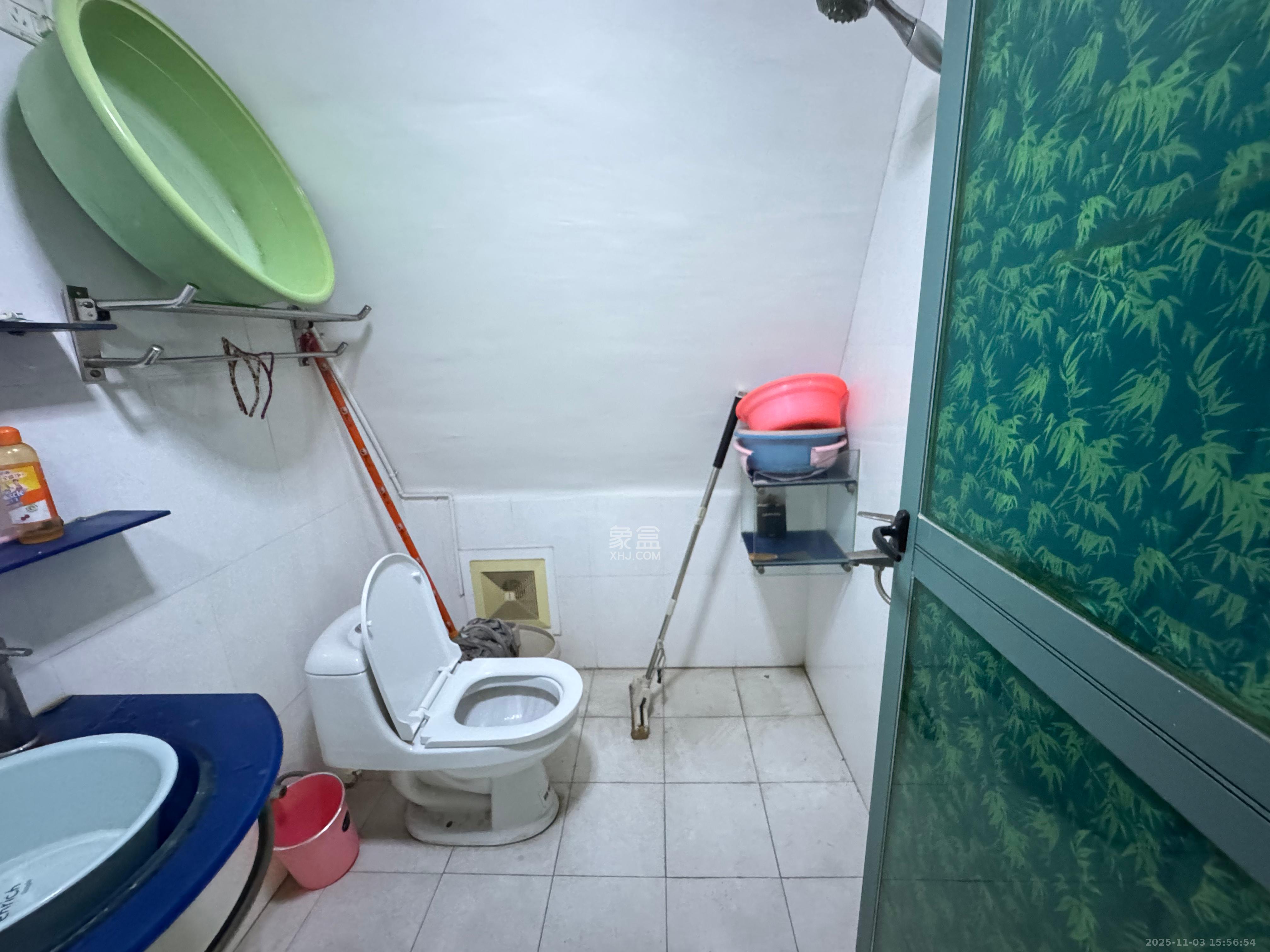 柠檬丽都  4室2厅1卫    2000.0元/月室内图