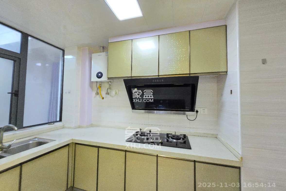 梅溪峰汇(房聚梅溪壹中心) 1室2厅1卫 2600.0元/月 梅溪峰汇(房聚梅溪壹中心) 1室2厅1卫 2600.0元/月室内图